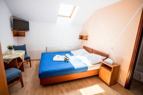 Budget Twin Room