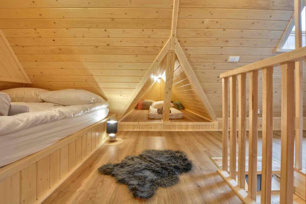Four-Bedroom House photo 2