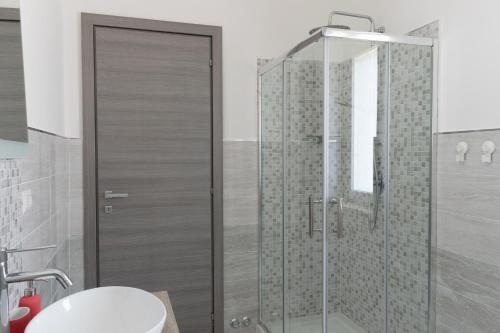 Deluxe Double or Twin Room with Sea View photo 3