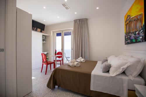 Family Suite with Balcony photo 3