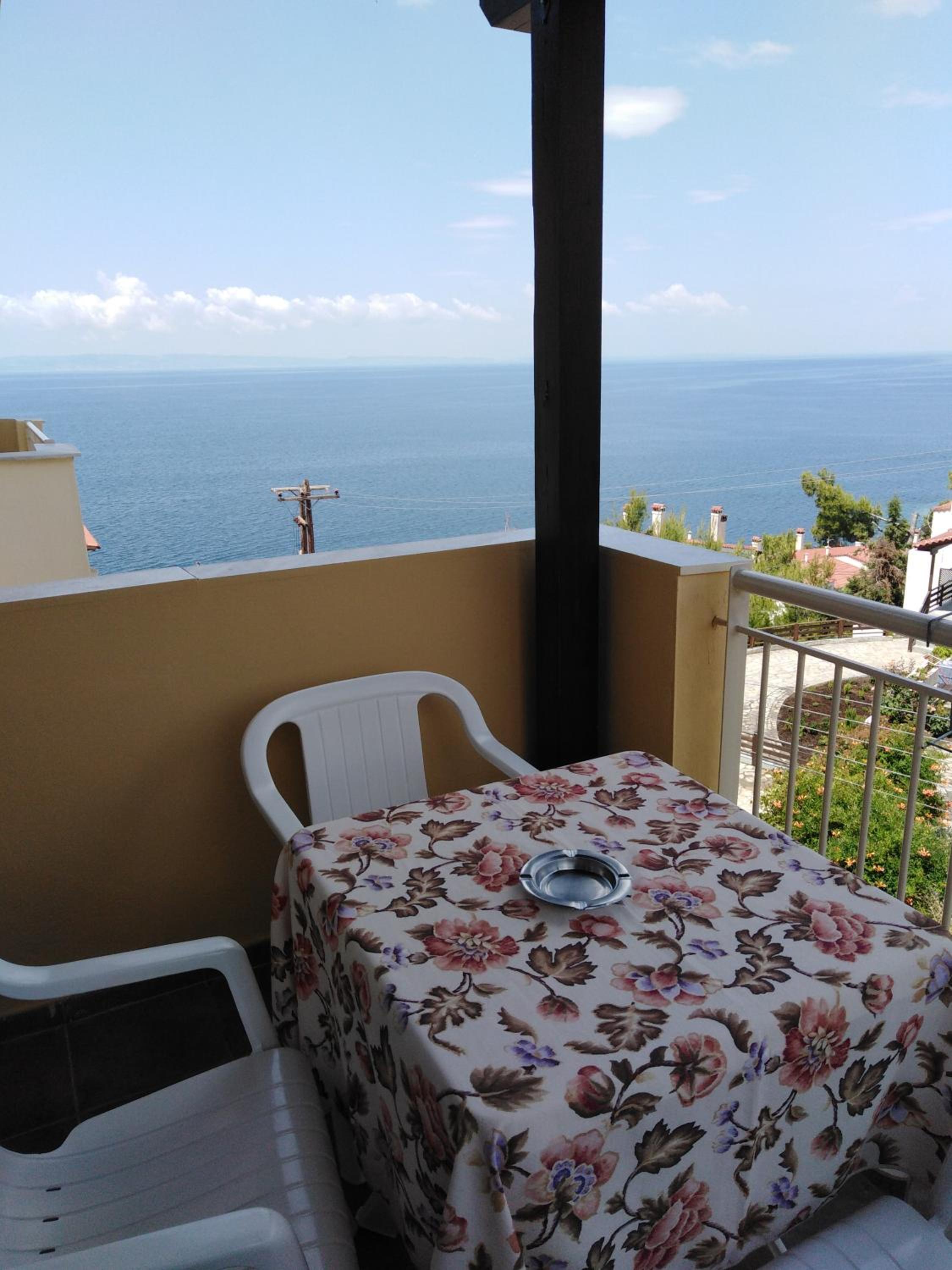 Studio Apartment with Sea View photo 3