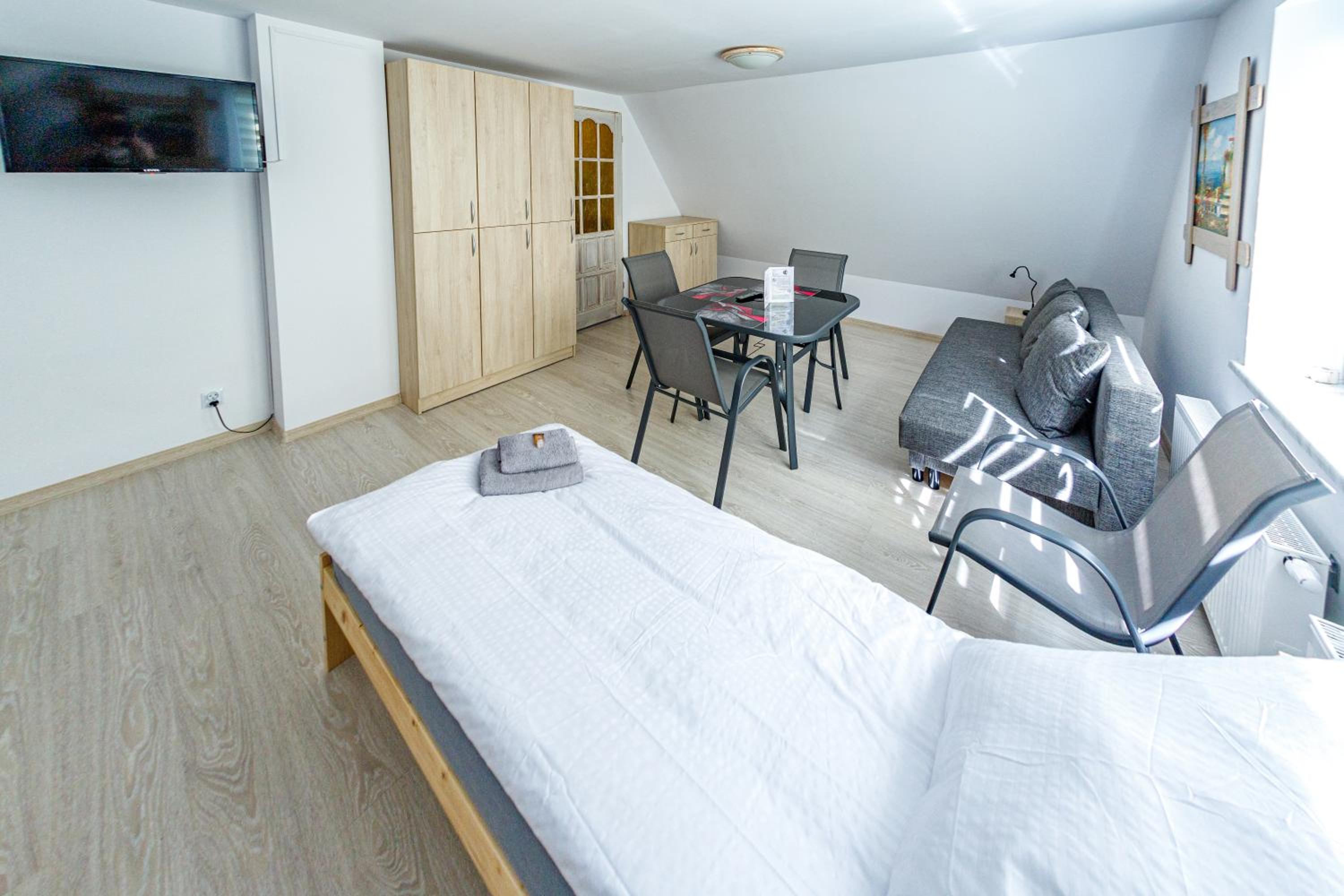 Superior Quadruple Room photo 3