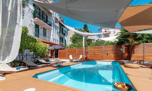 Double or Twin Room with Pool View