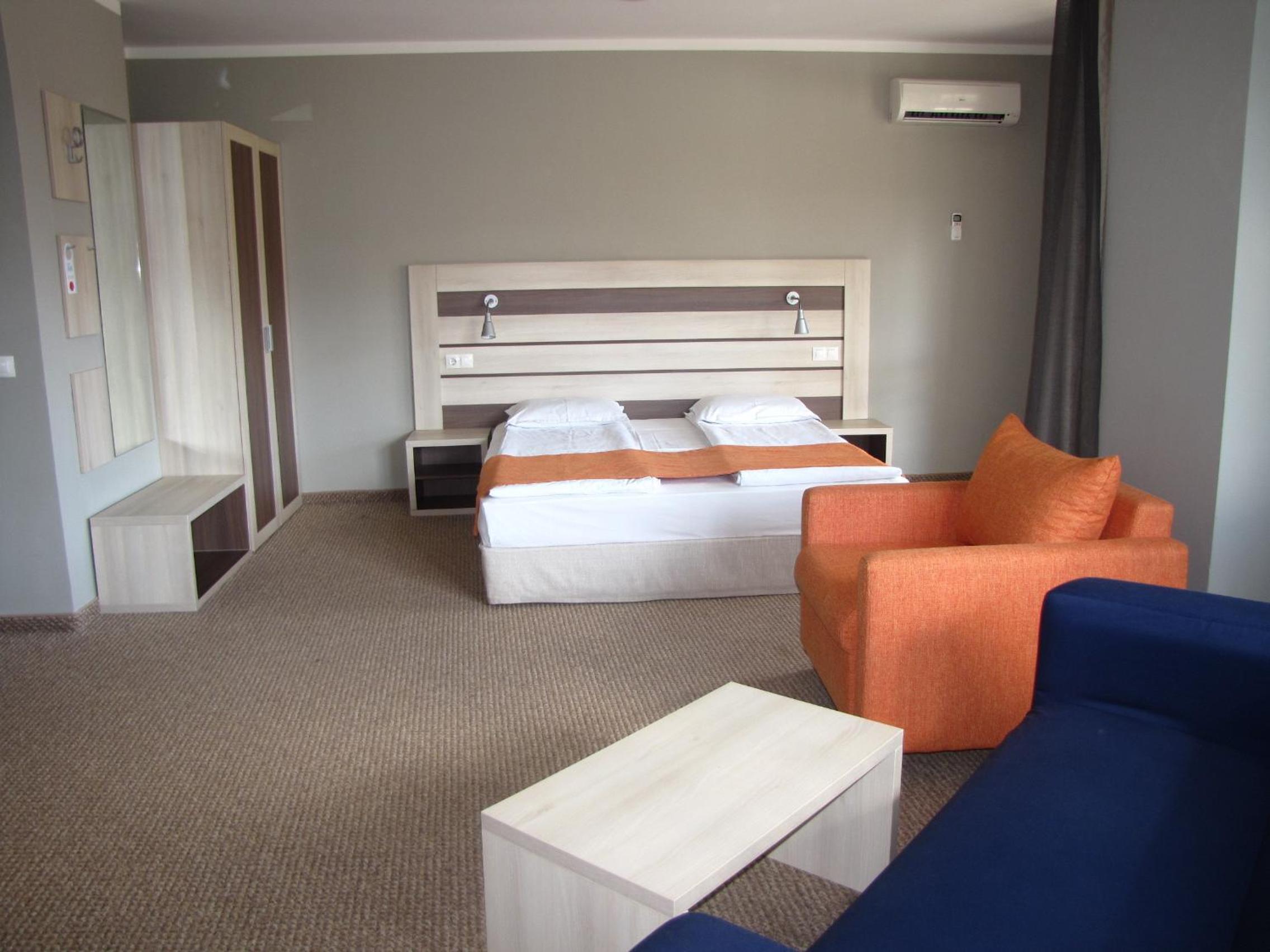Junior Suite with Balcony (2 Adults)