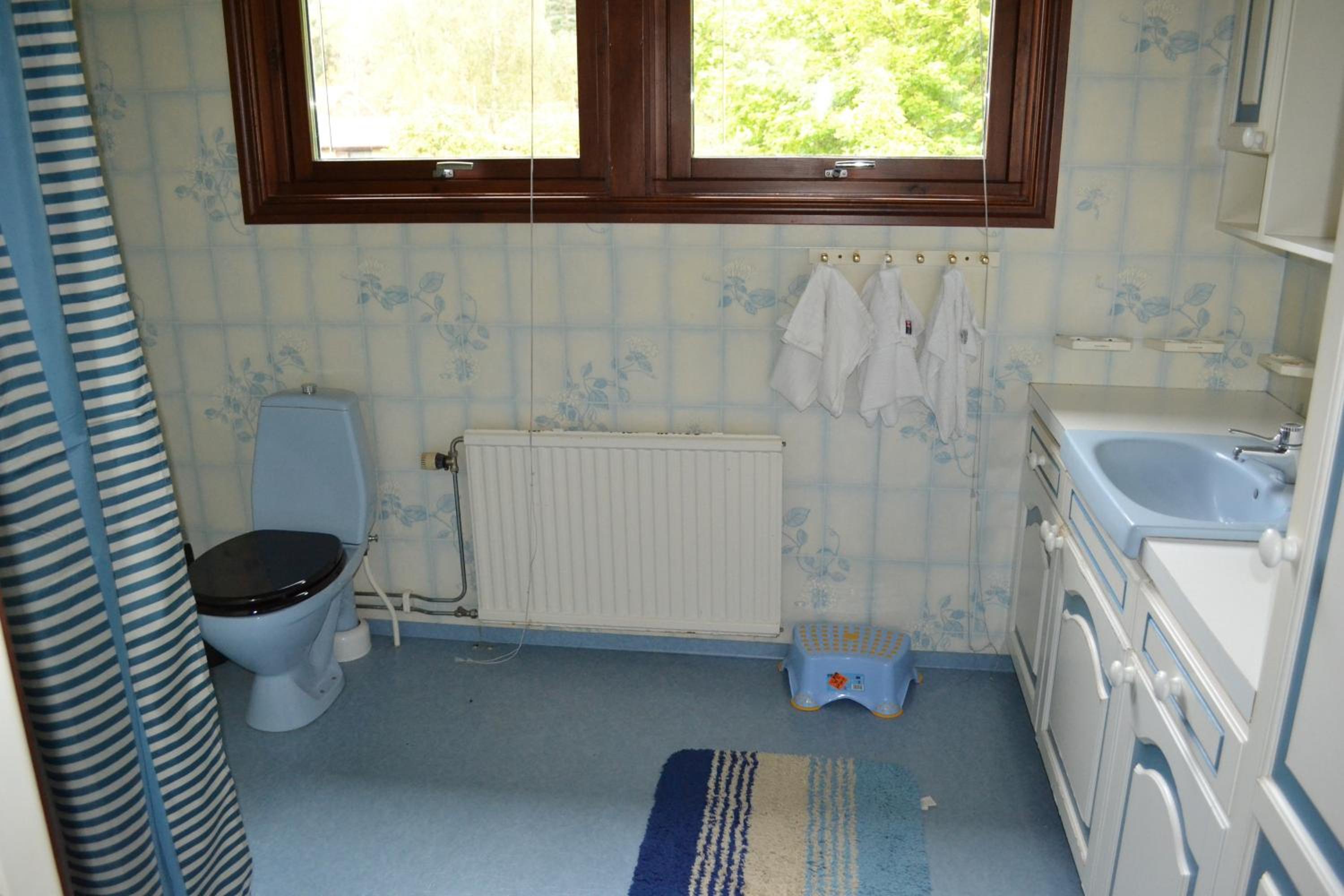 Double Room with Shared Bathroom photo 3