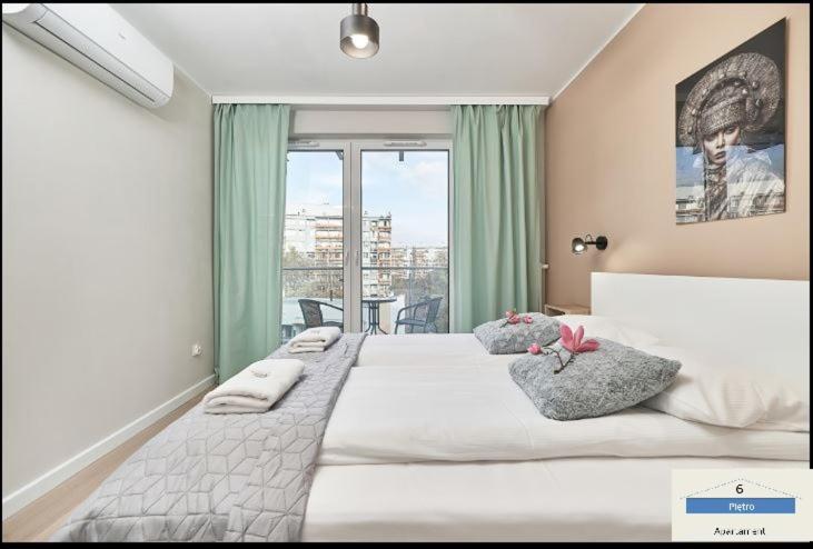 One-Bedroom Apartment - Photo 7