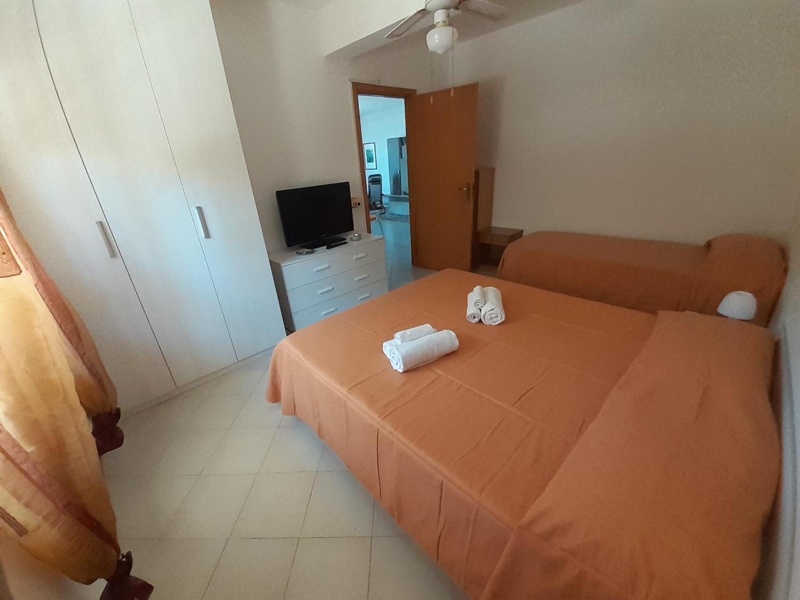 Three-Bedroom House photo 3