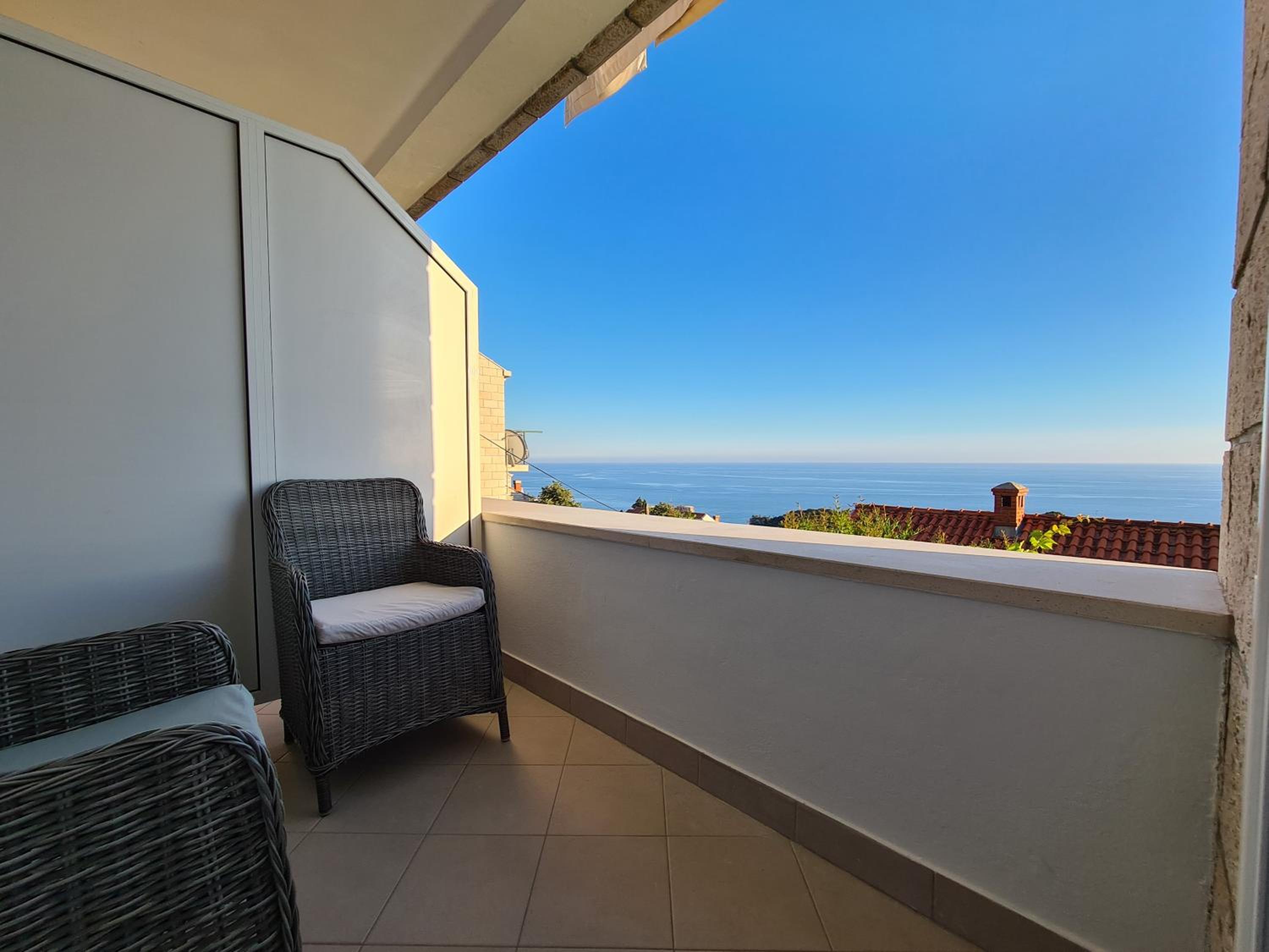 Studio with Sea View