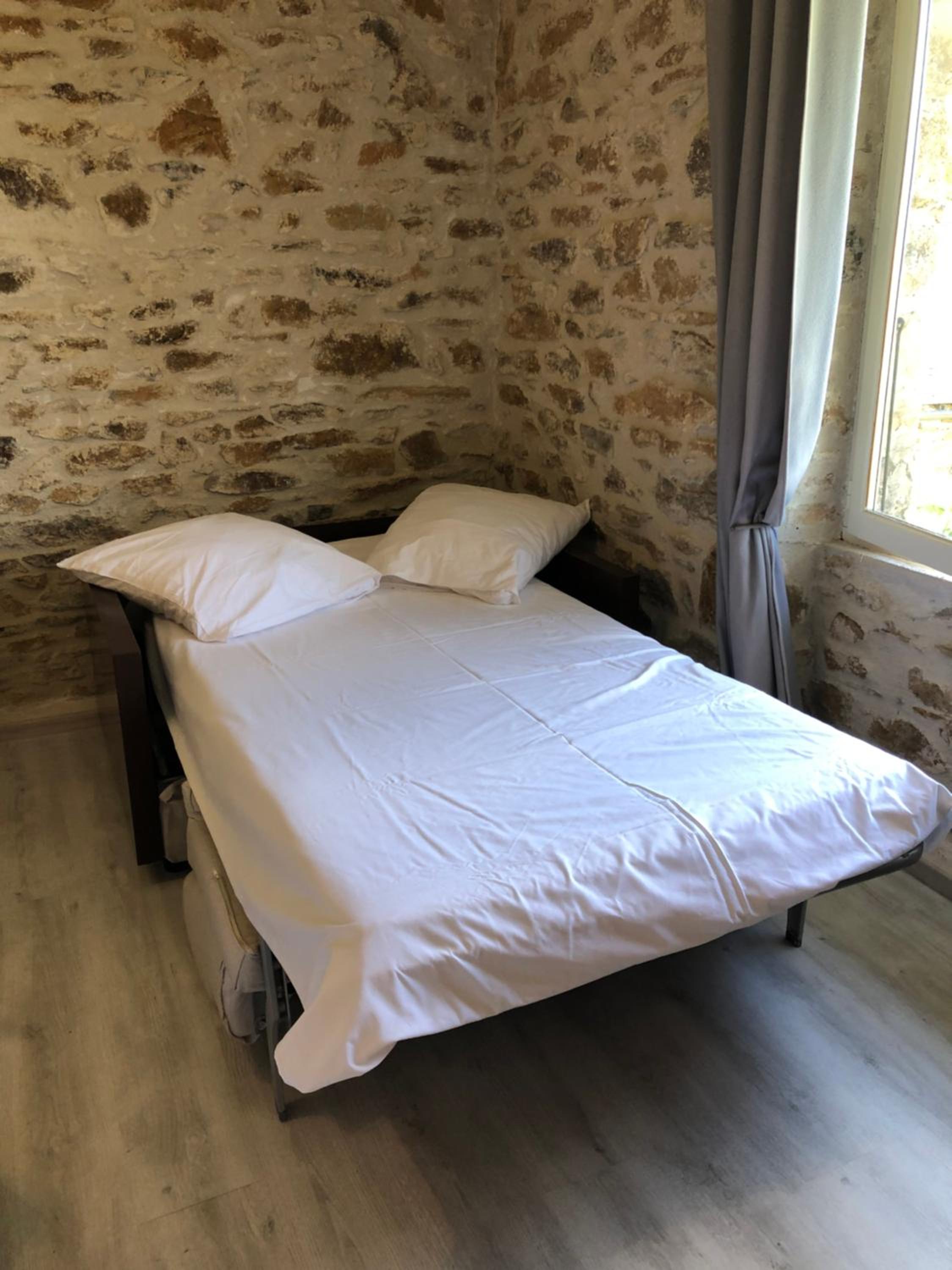 Double Room with Garden View - Photo 3