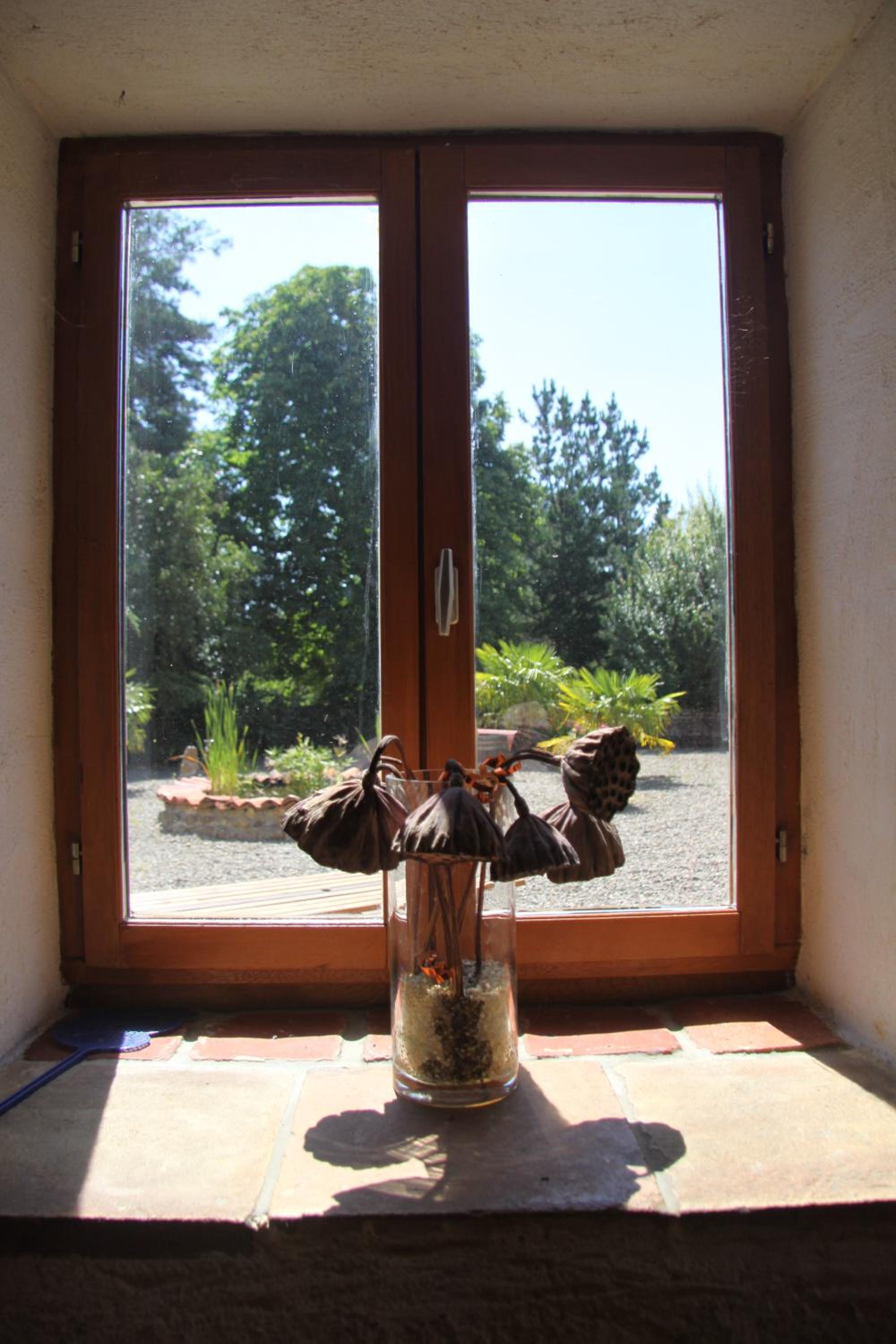 Three-Bedroom House - Photo 115