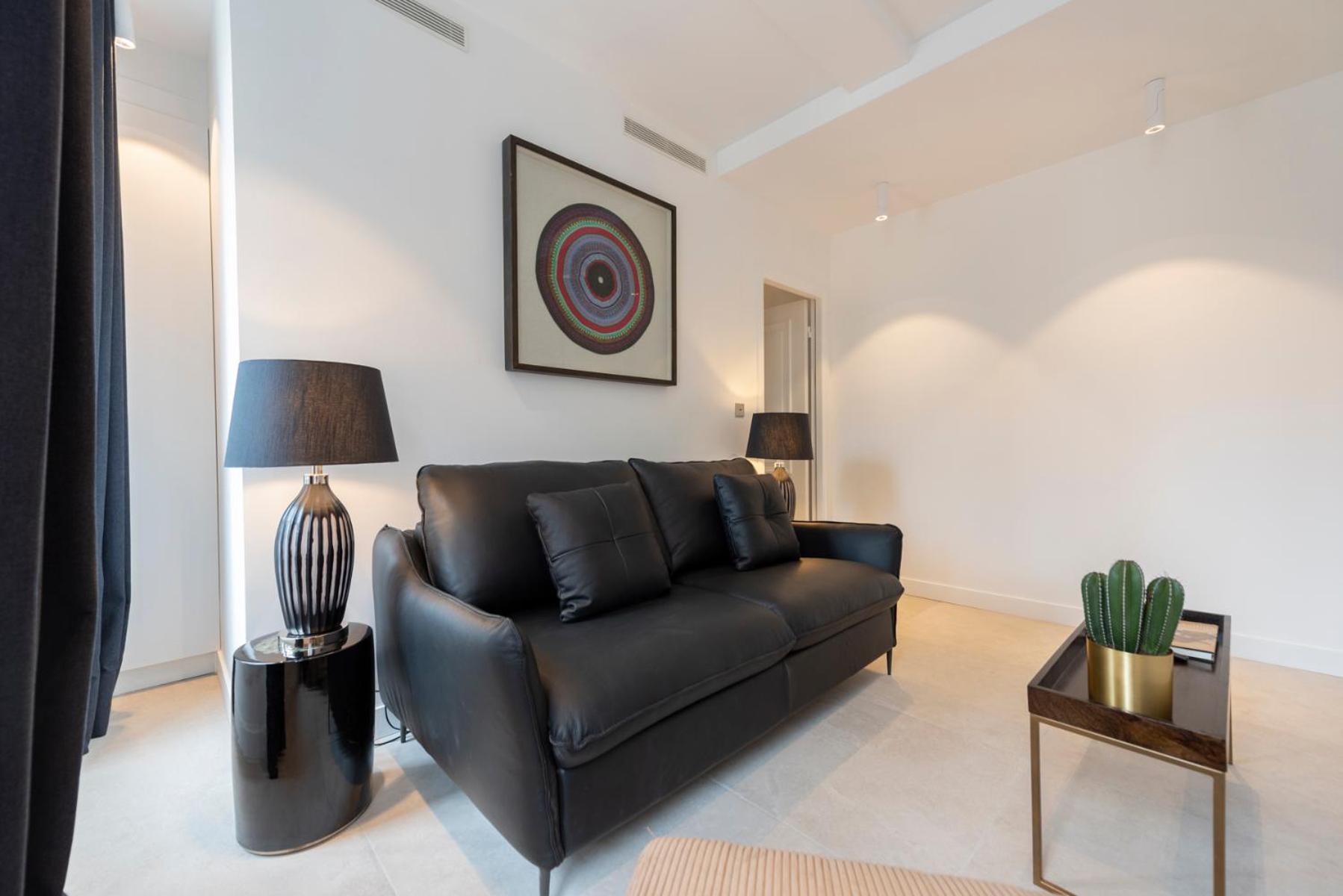 One-Bedroom Apartment Trinity College photo 2