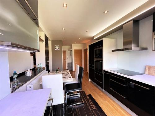 Apartment photo 3