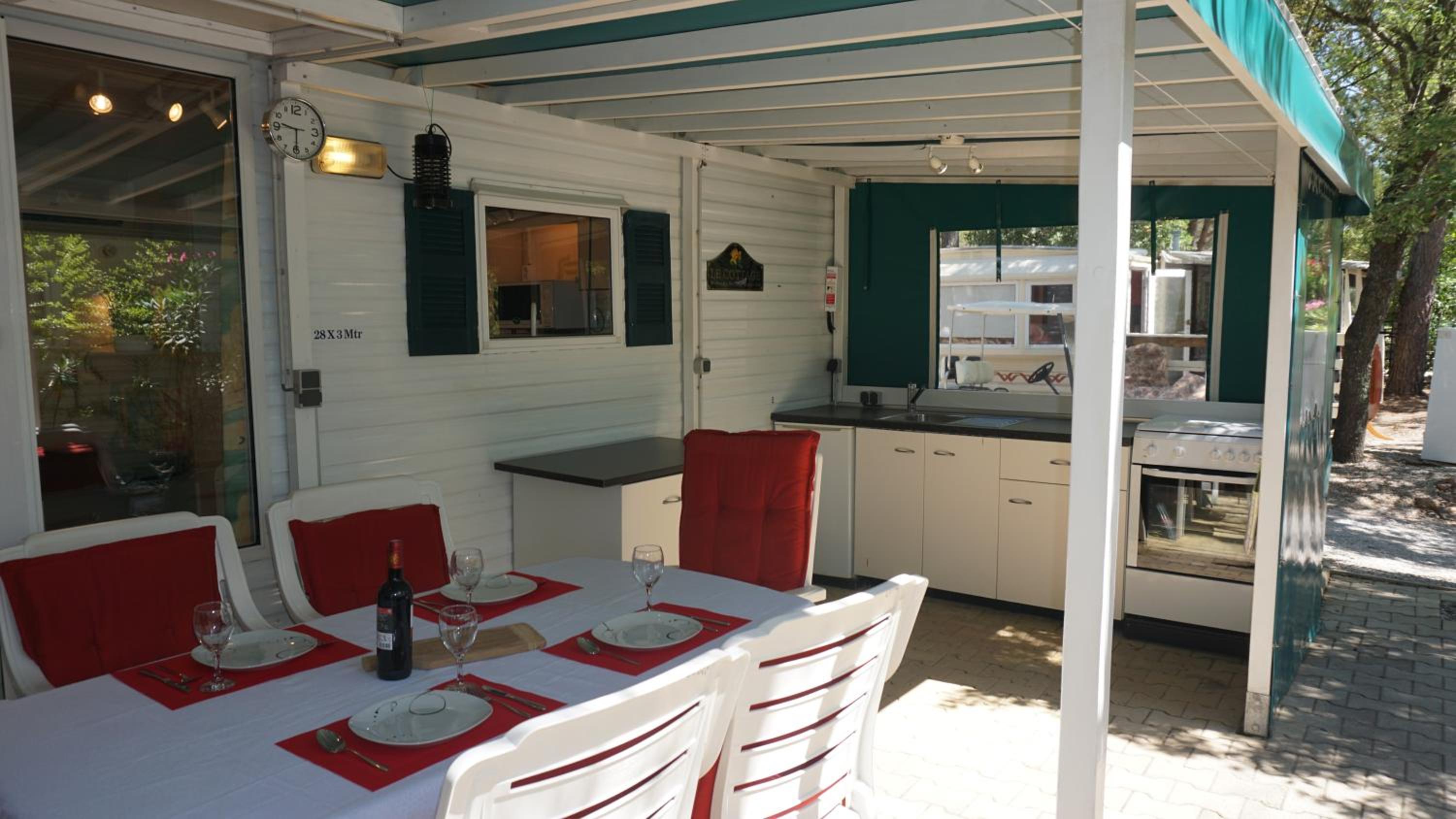 Mobile Home photo 1