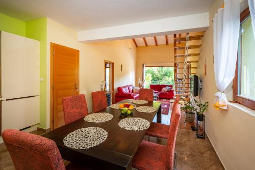 Apartment with Terrace photo 2