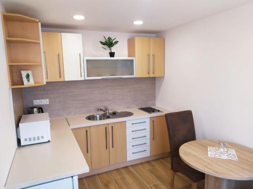 Apartment with Terrace photo 3
