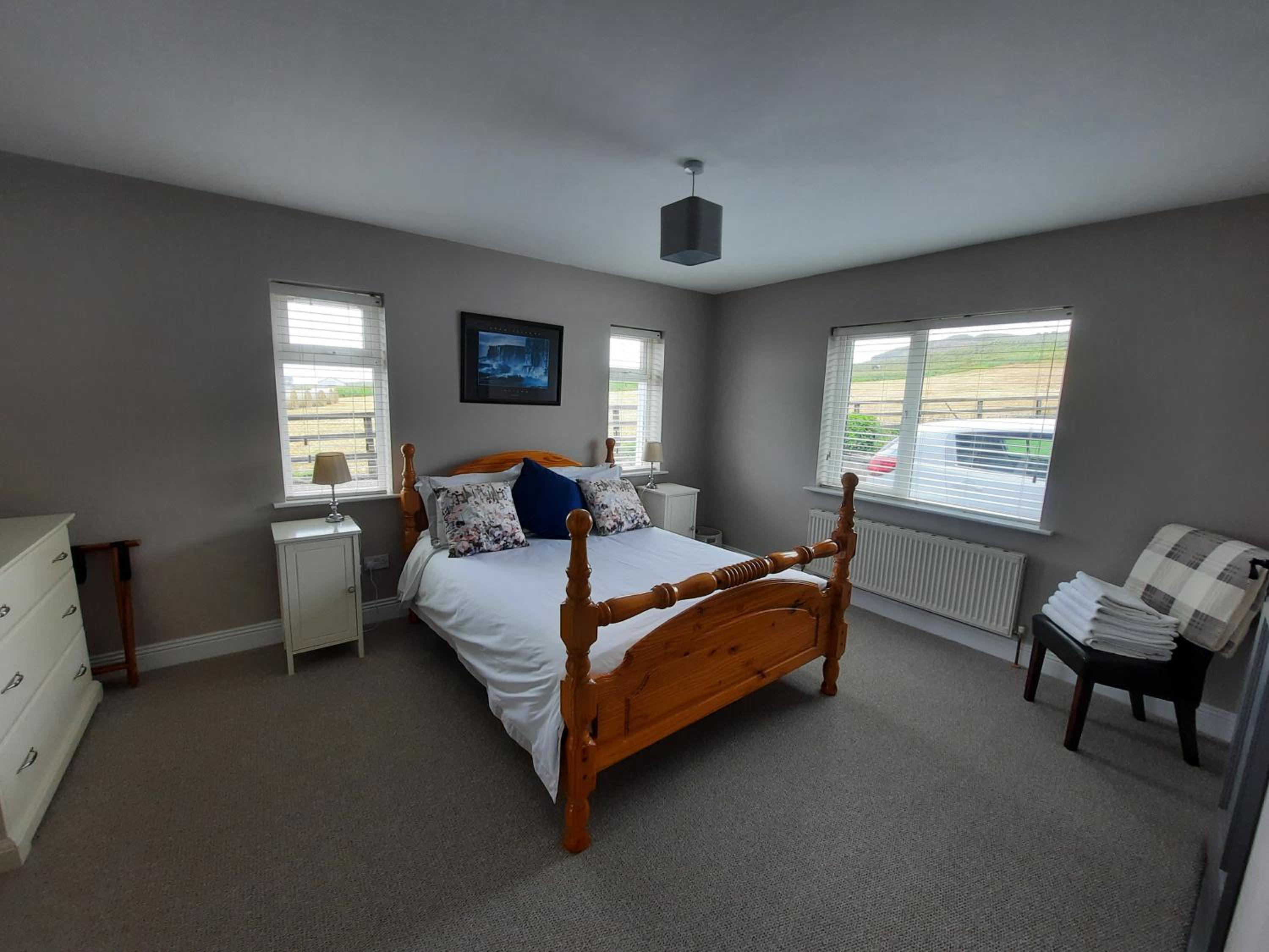 Deluxe King Room