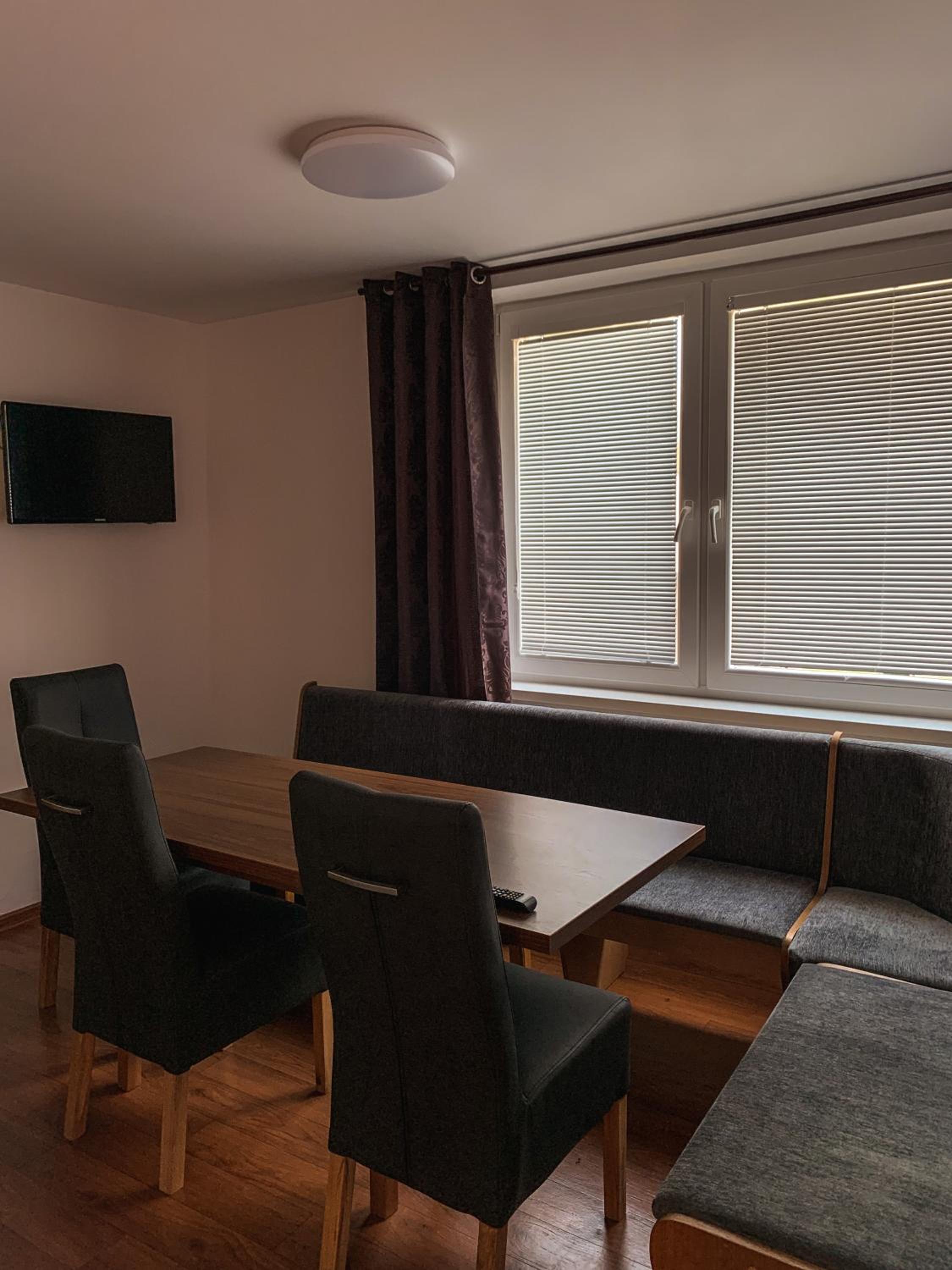 Studio Apartment photo 2