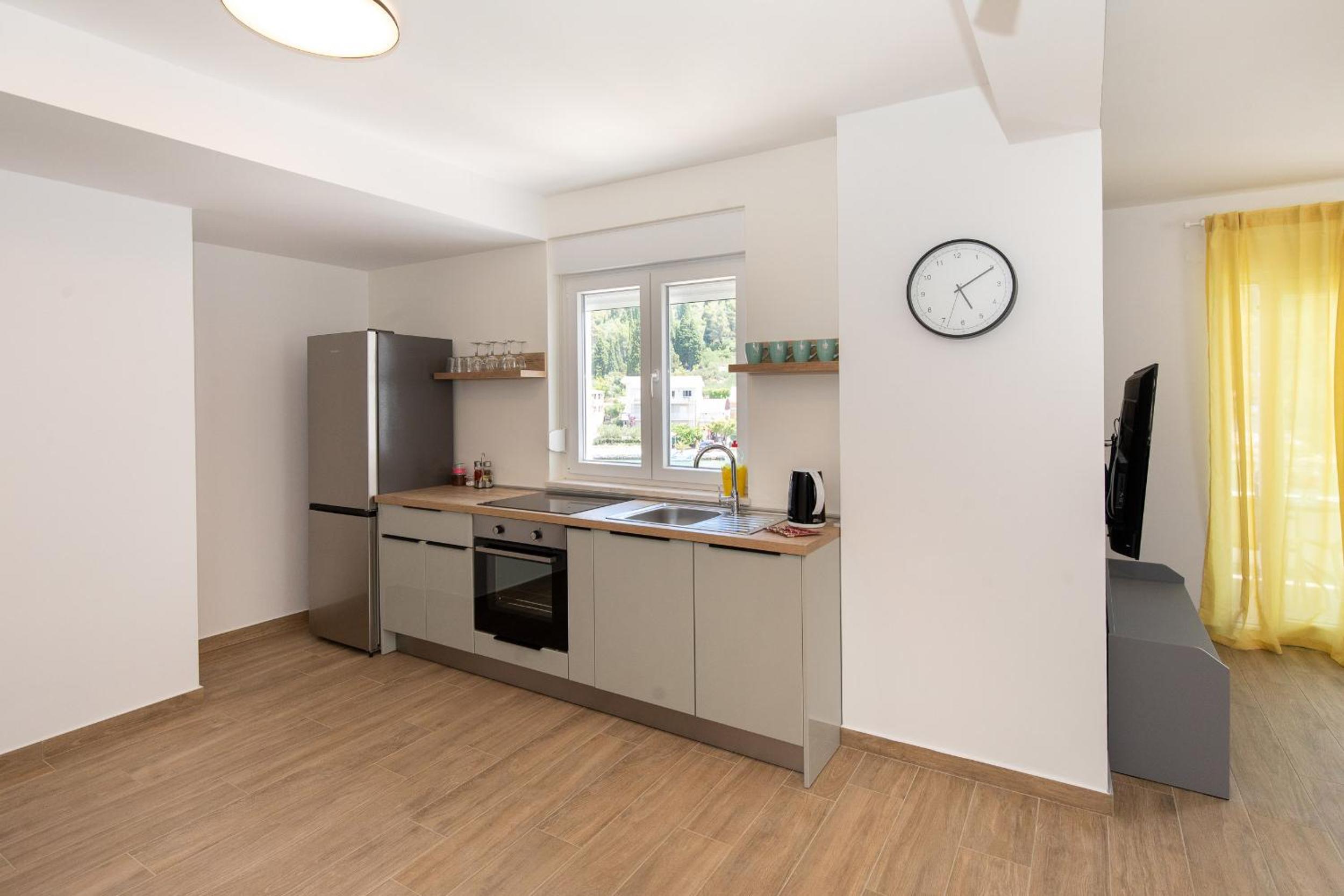 Superior Apartment photo 2