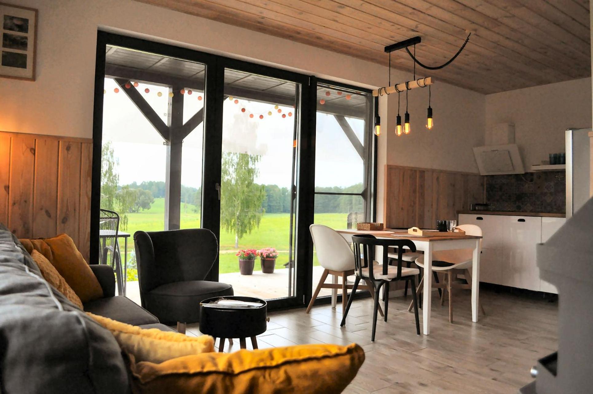 Apartment with Terrace photo 2