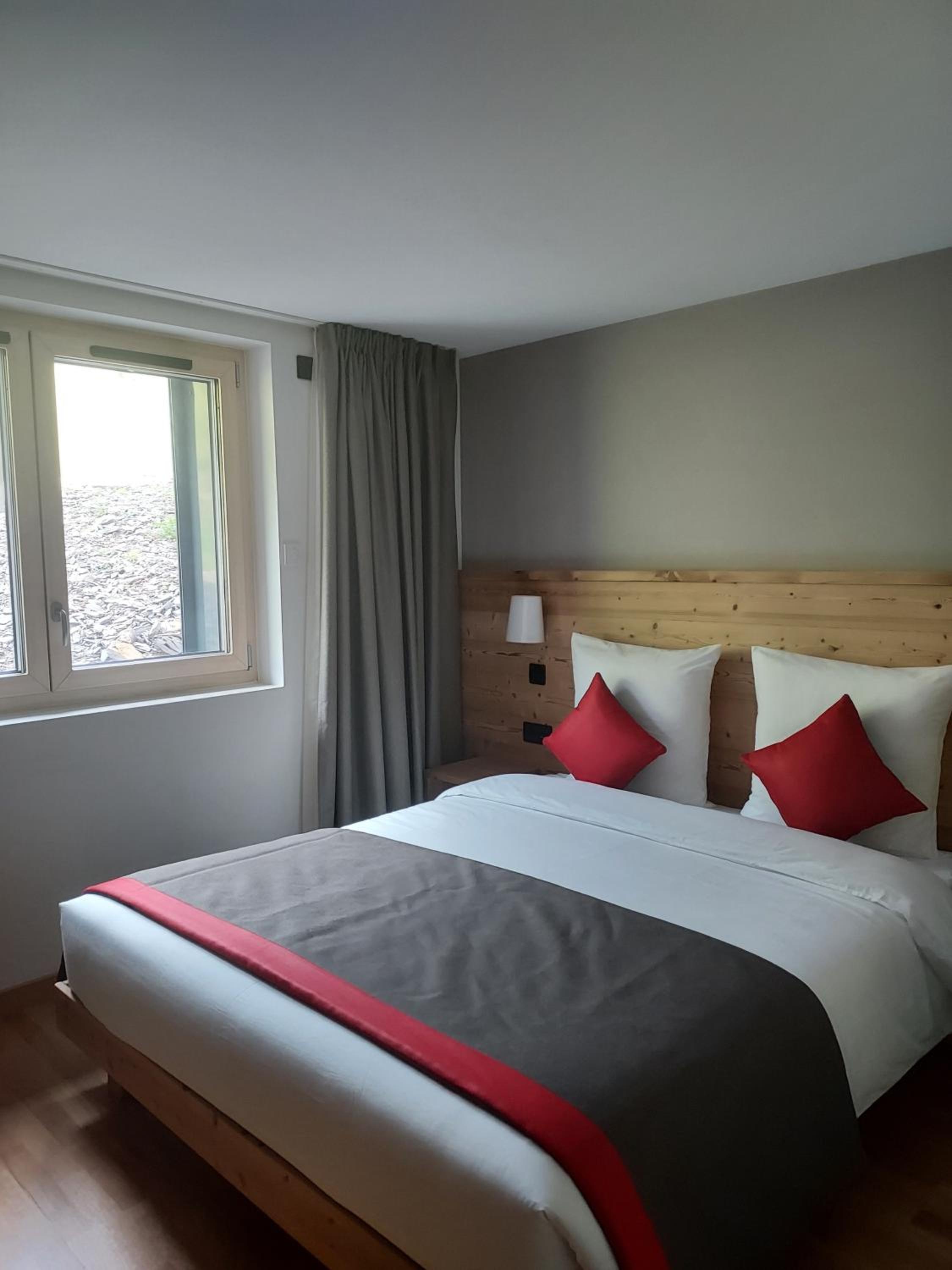 Double Room - Photo 2