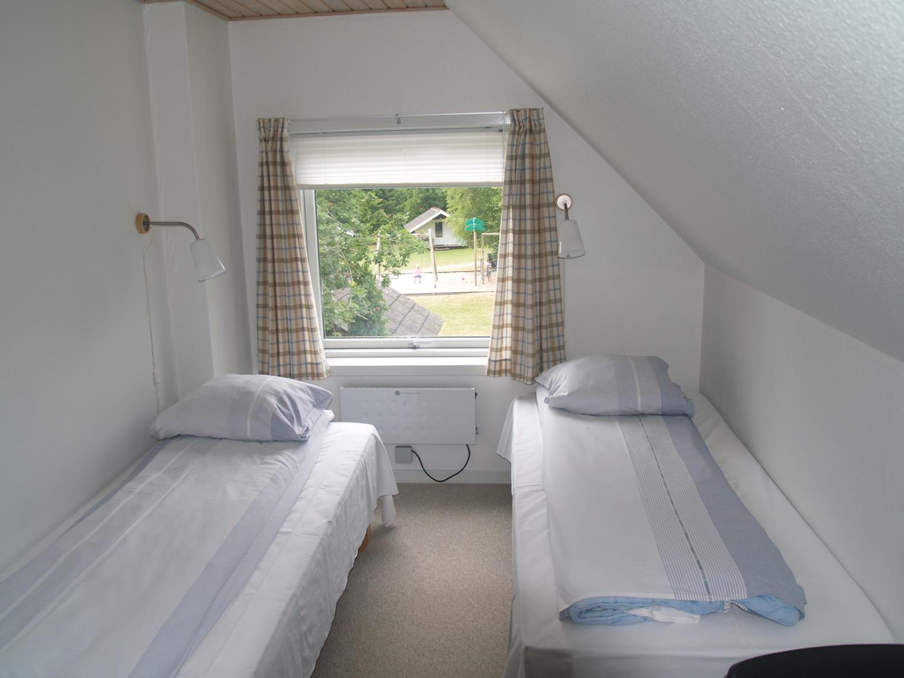 Twin Room with Shared Bathroom photo 1
