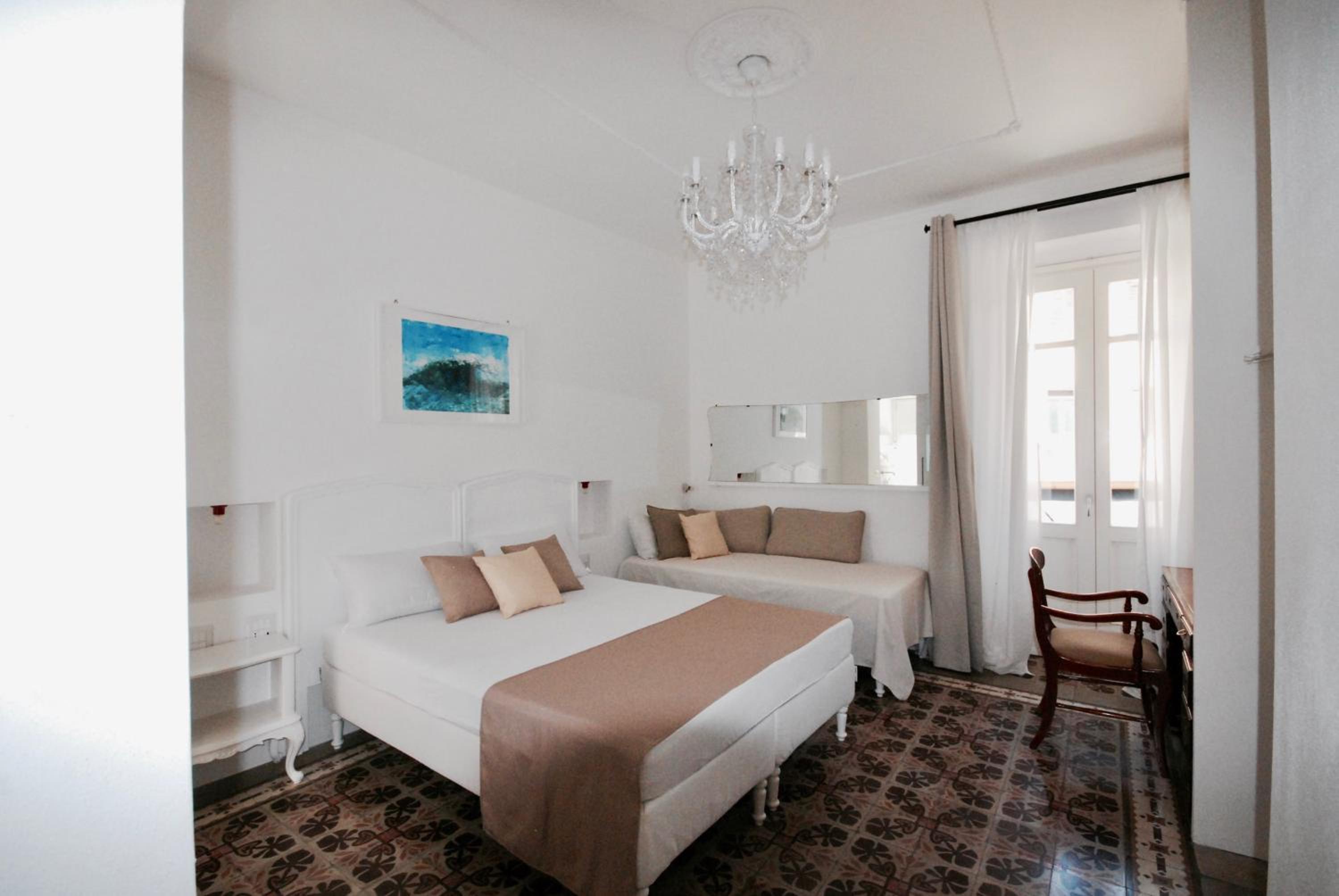 Deluxe Triple Room photo 3