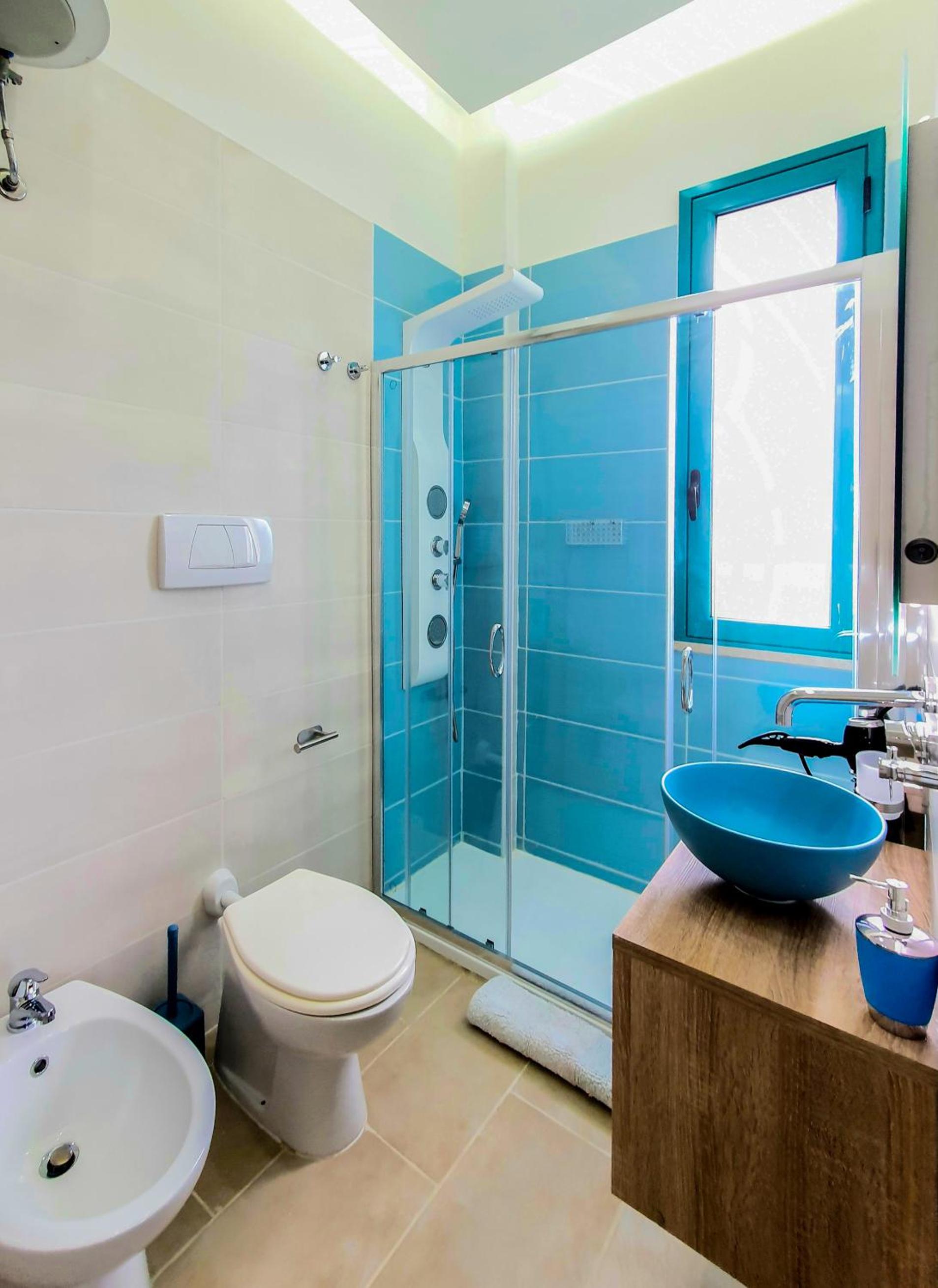 Twin Room with Private Bathroom