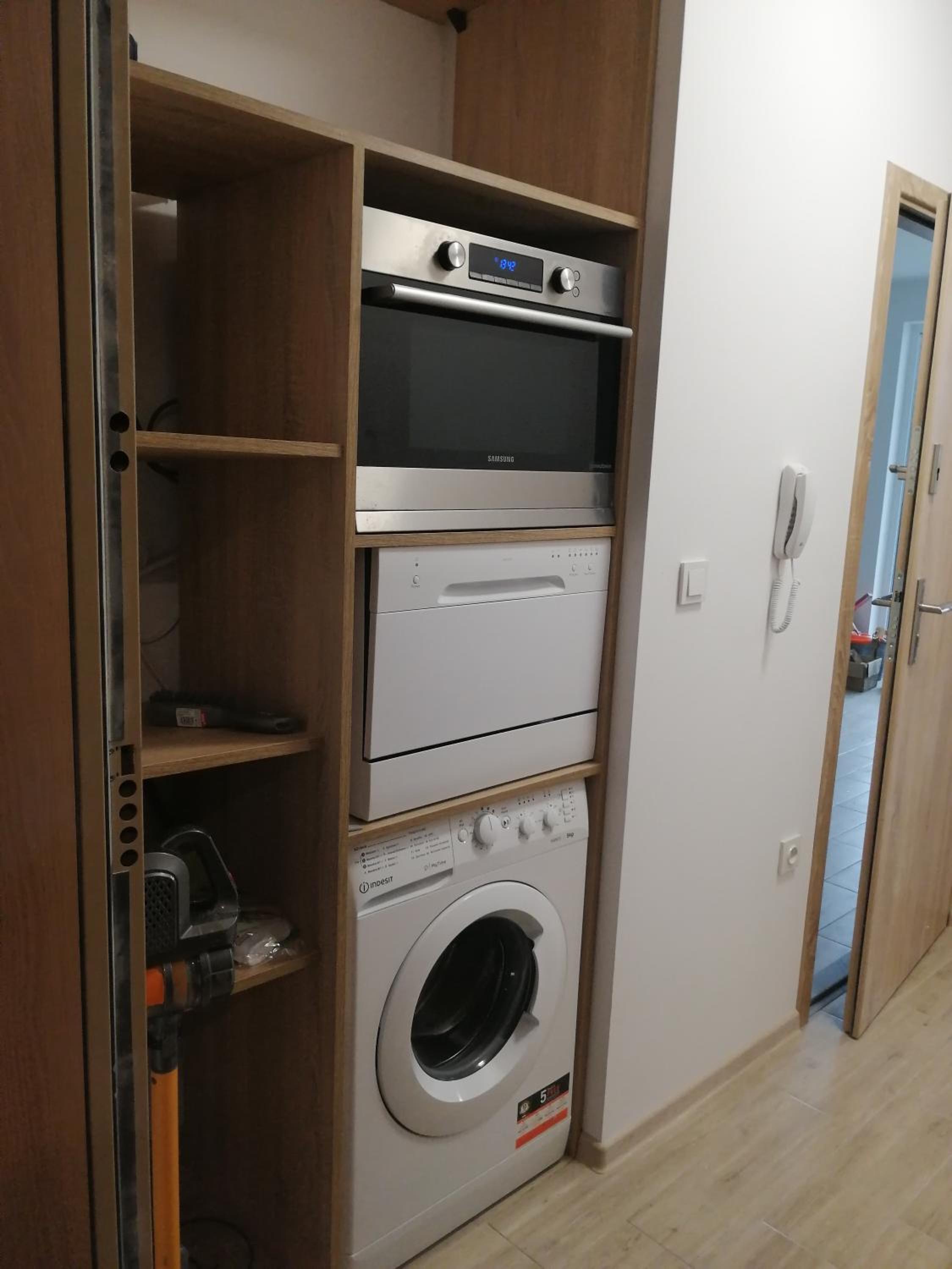 One-Bedroom Apartment - Photo 26