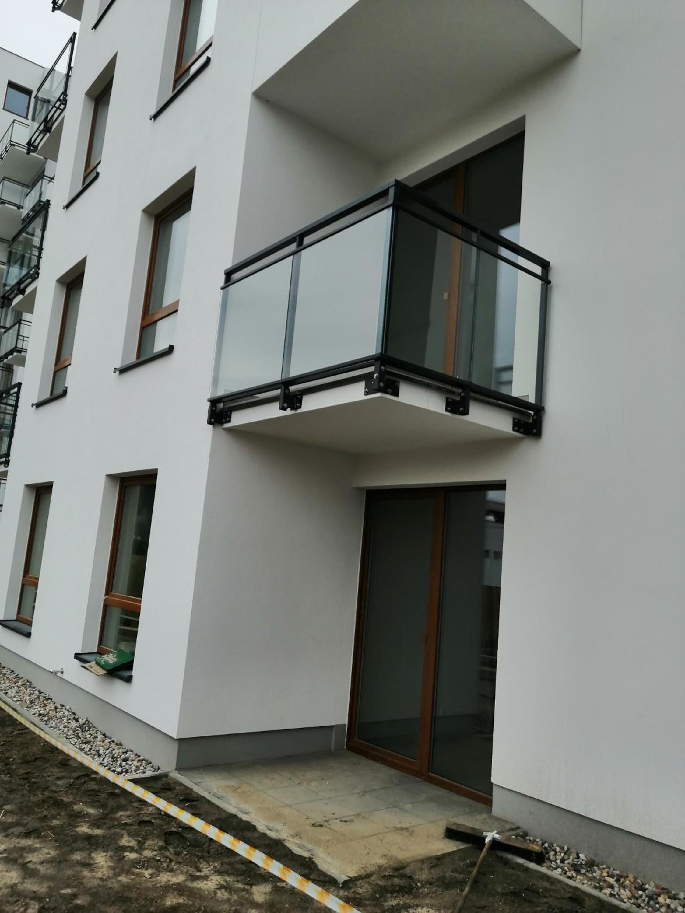 One-Bedroom Apartment with Balcony - Photo 32