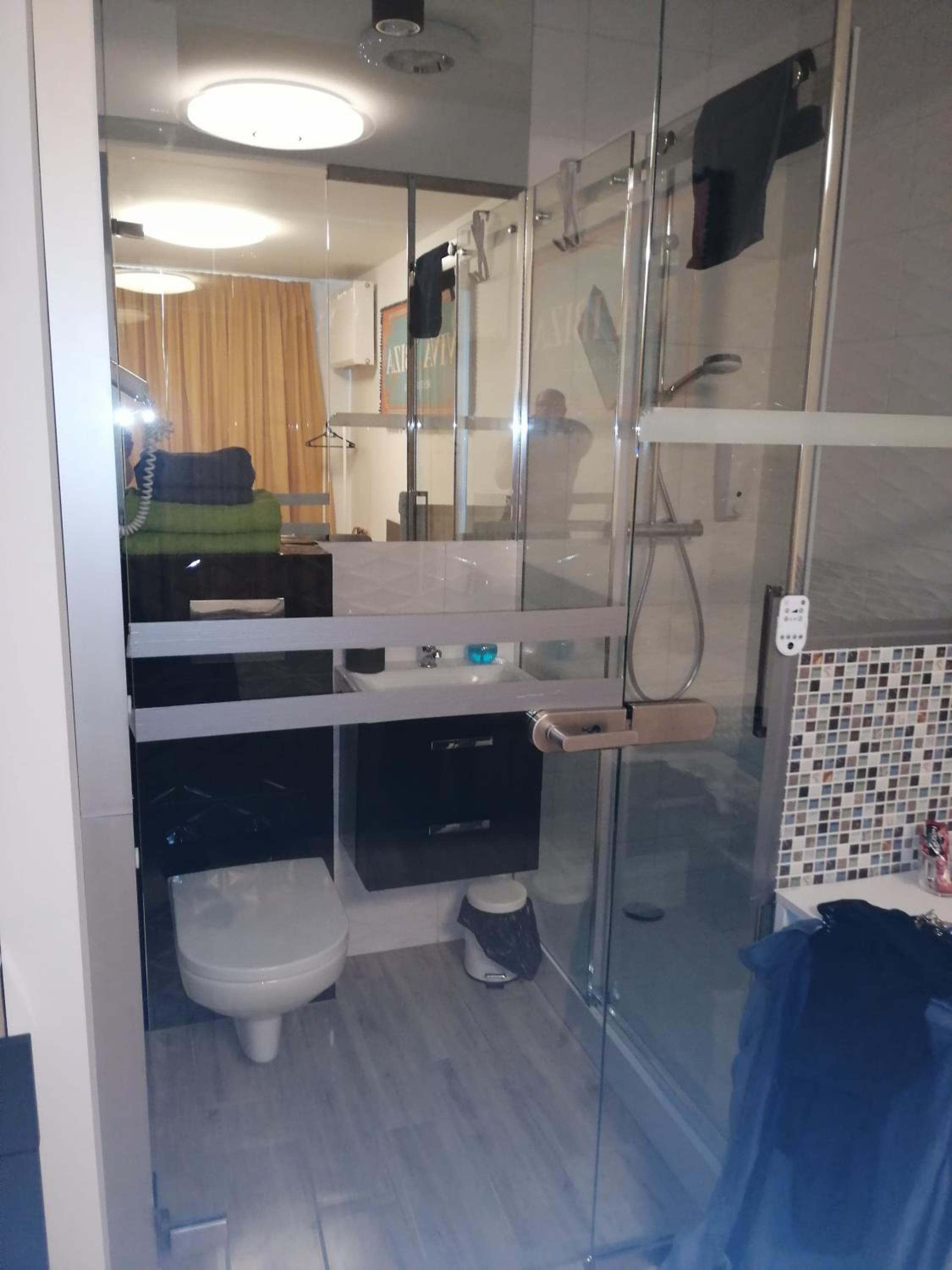 One-Bedroom Apartment with Balcony - Photo 31
