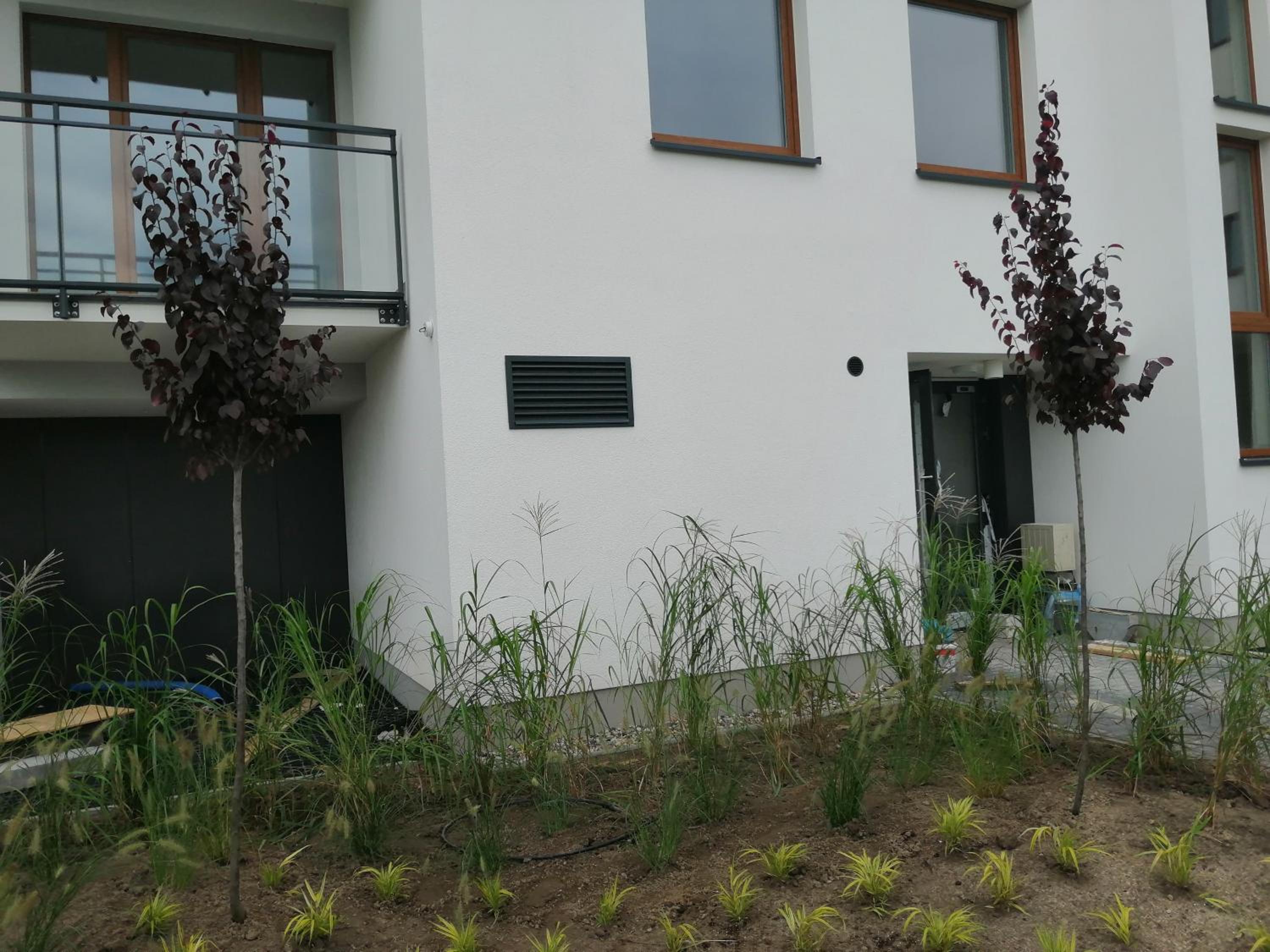 One-Bedroom Apartment - Photo 13