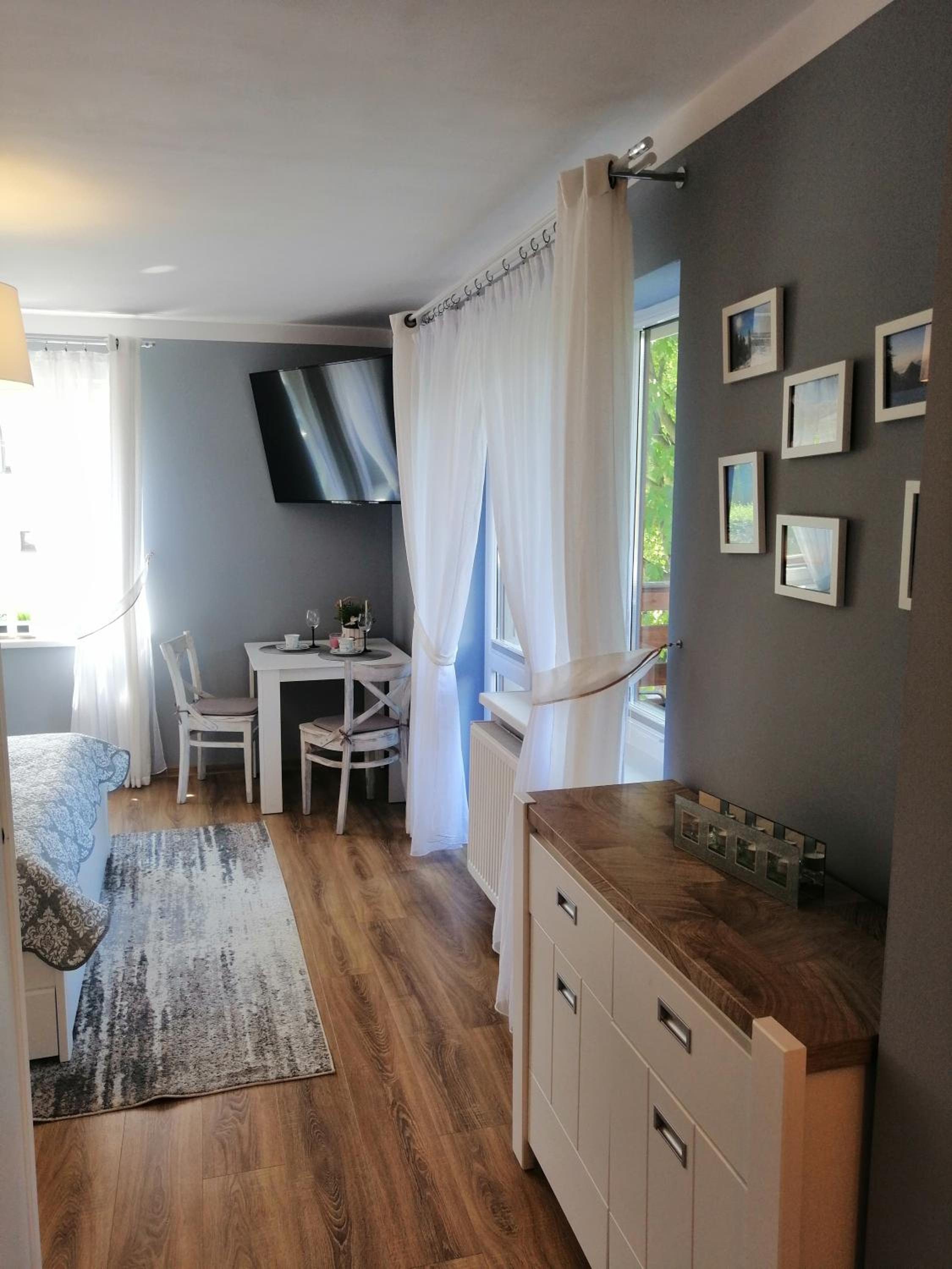 Family Room with Terrace - Photo 1