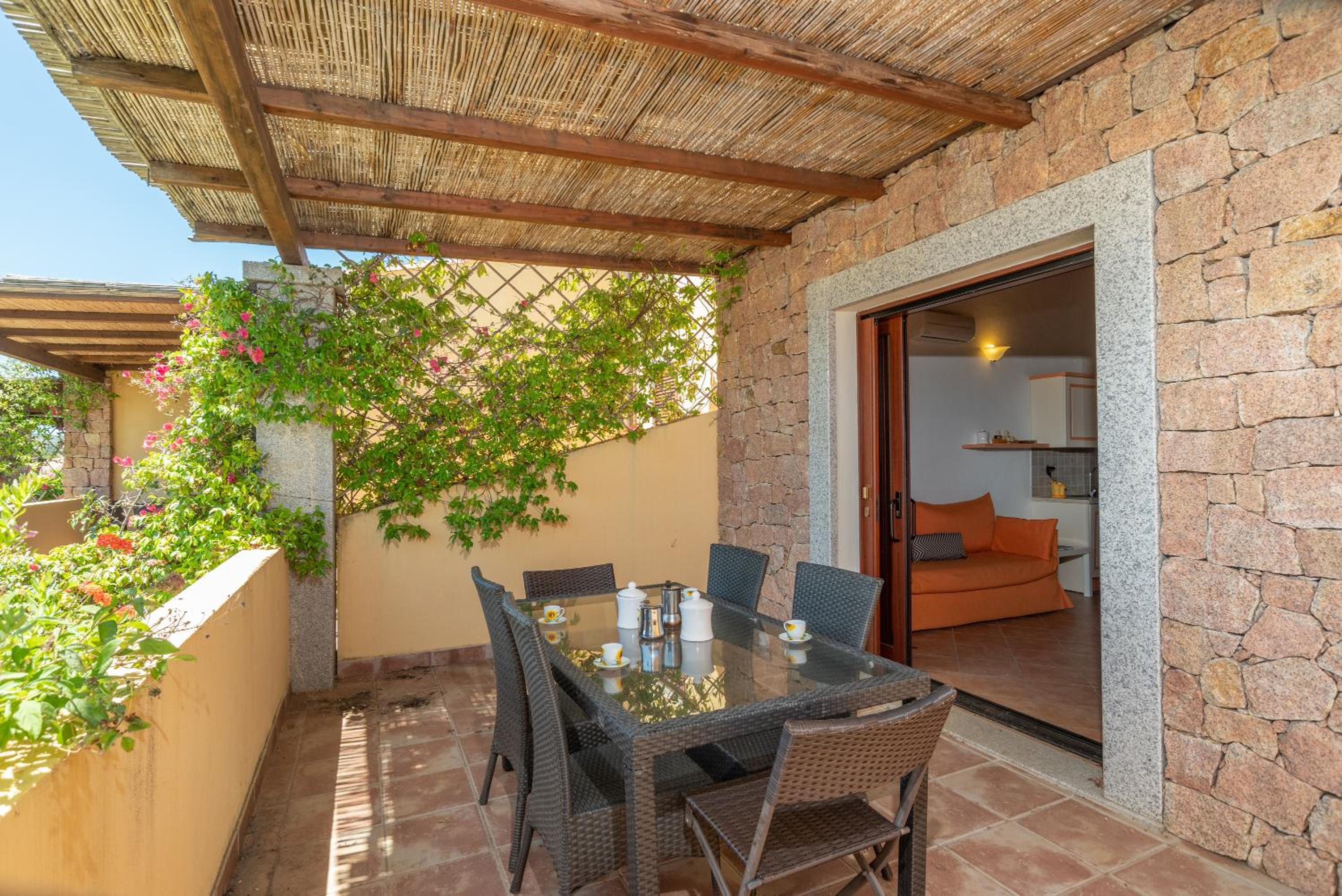 Villa with Garden View - Photo 1