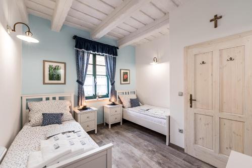 Apartment with Shower