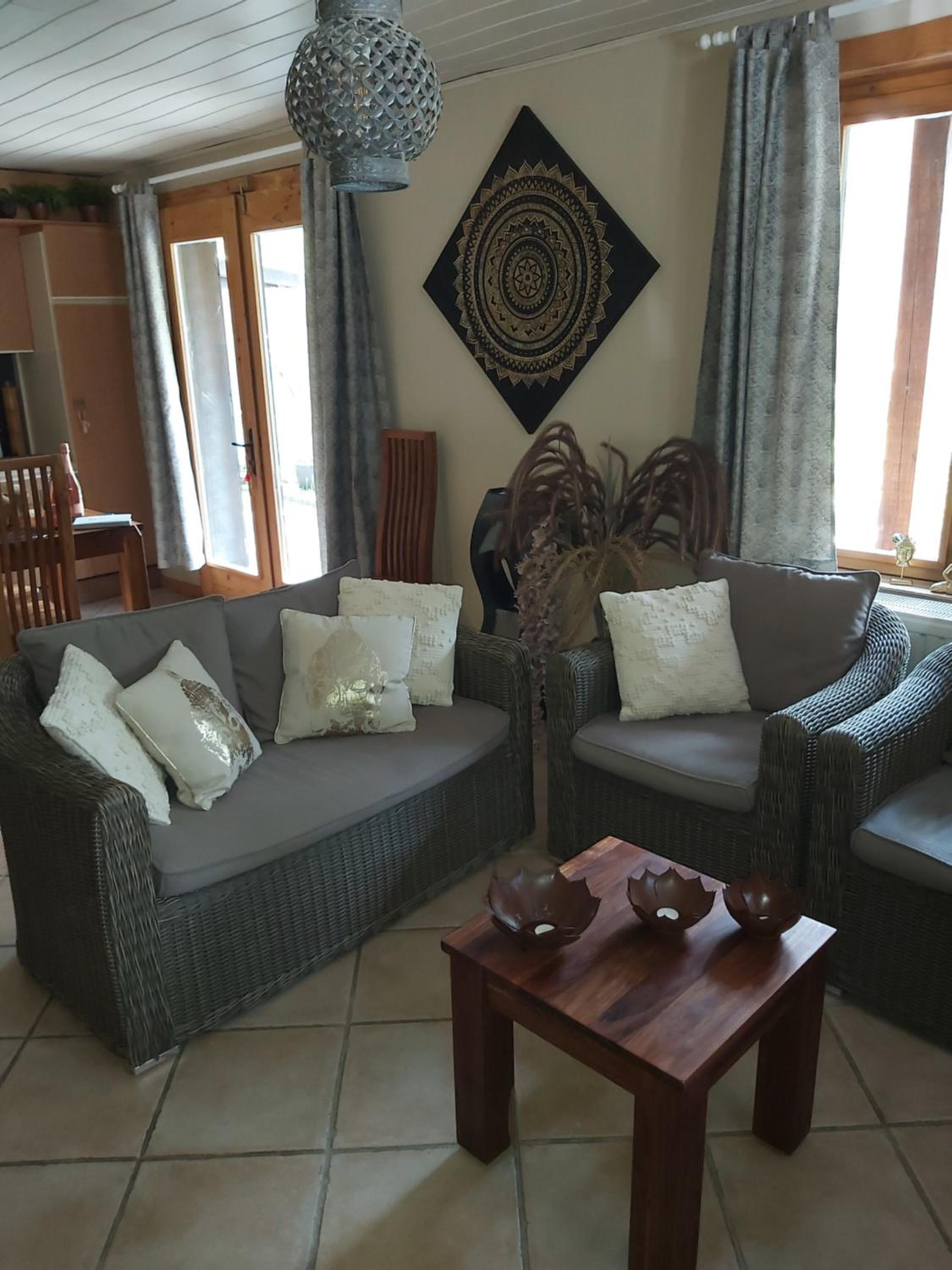One-Bedroom House photo 3