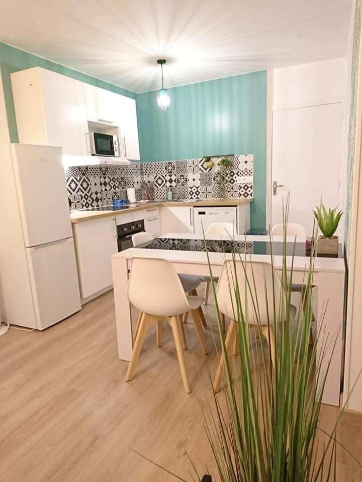 Two-Bedroom Apartment - Photo 14