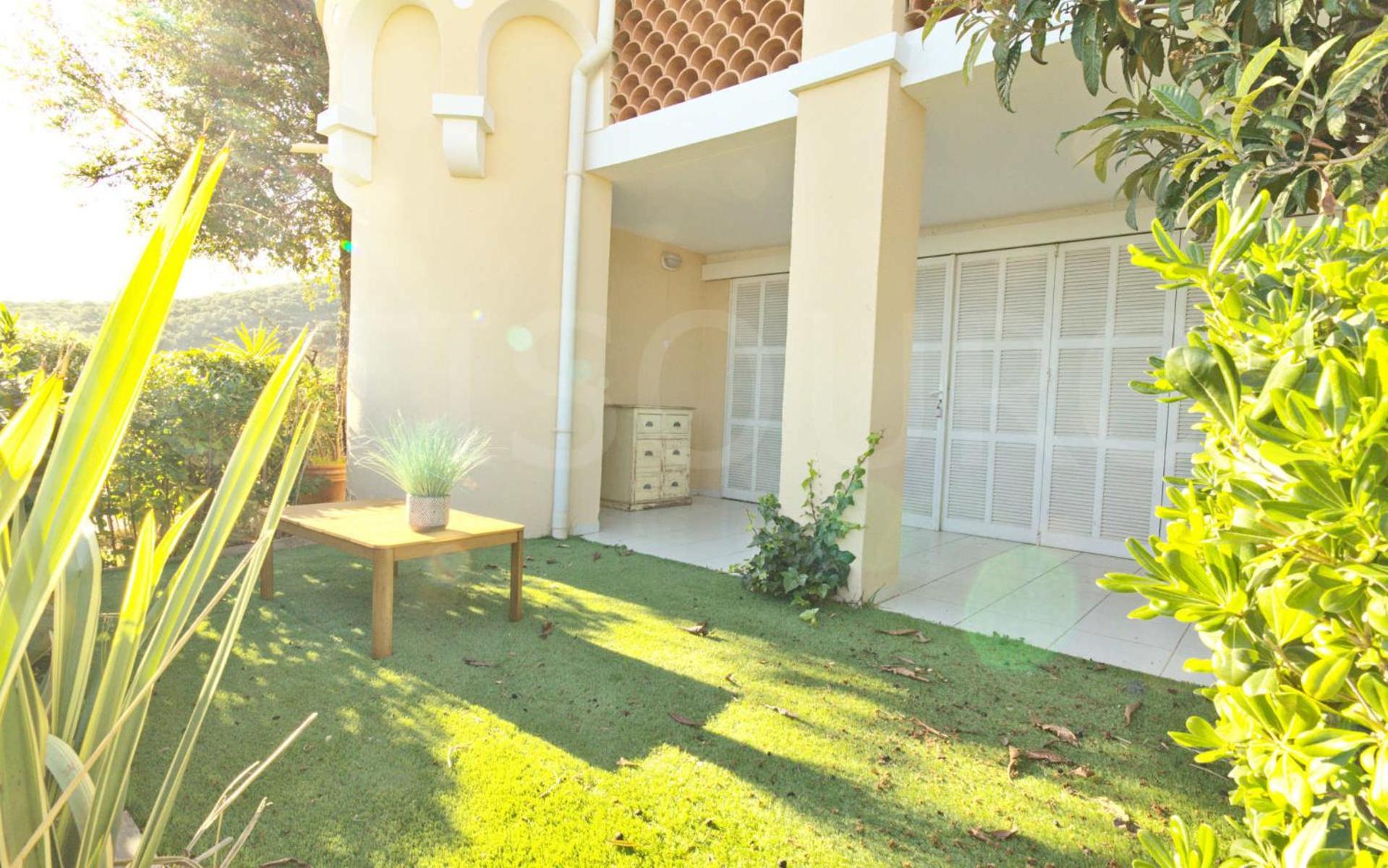 Apartment with Sea View photo 2