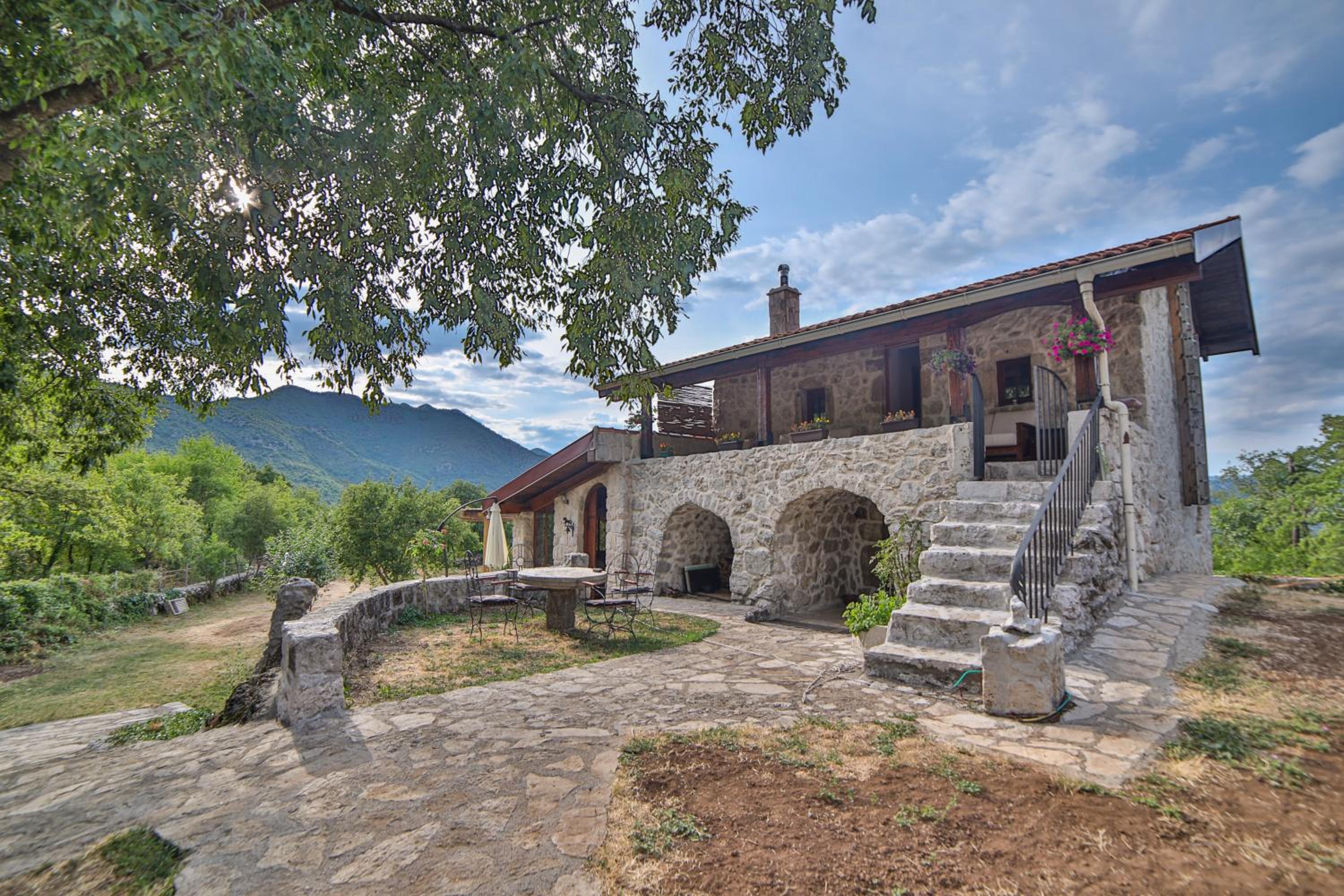Deluxe Villa photo 2