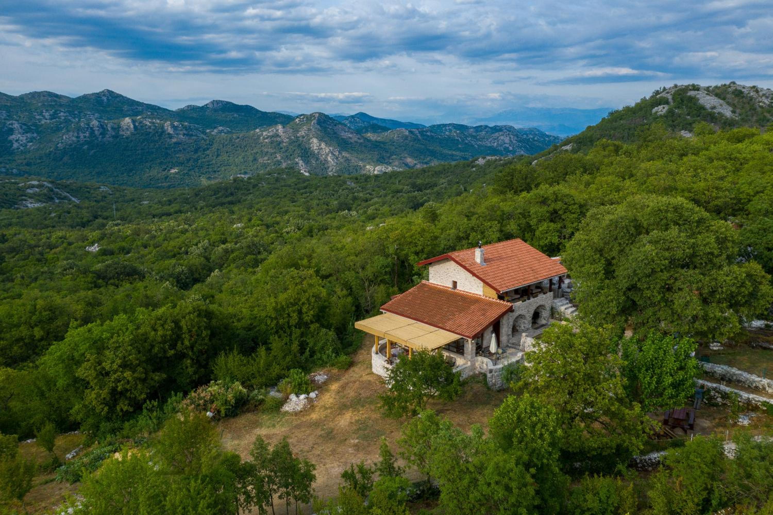 Deluxe Villa