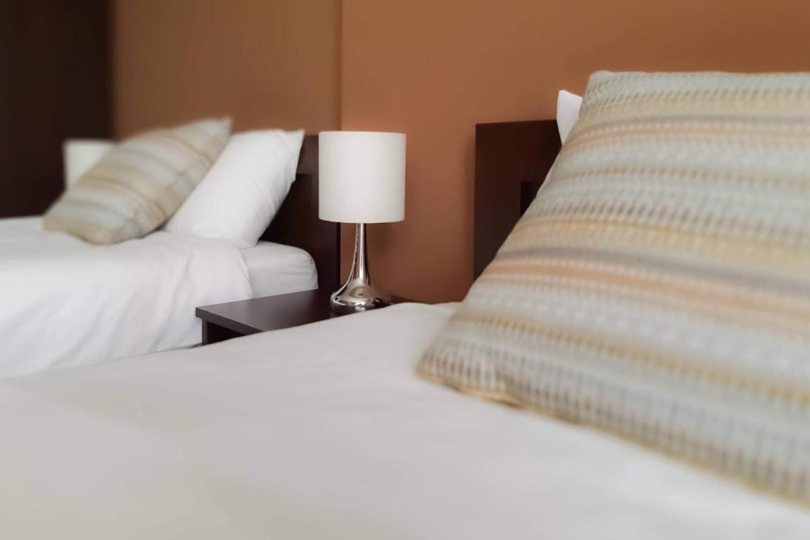 Basic Double Room with Shared Bathroom photo 1