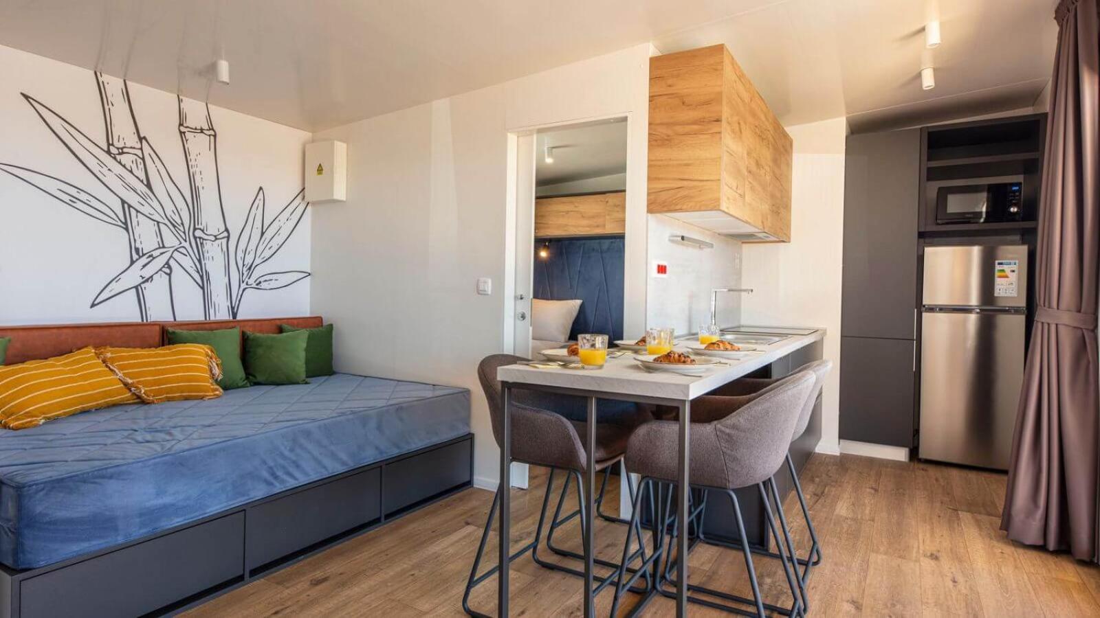 Aura Mobile Home with pool