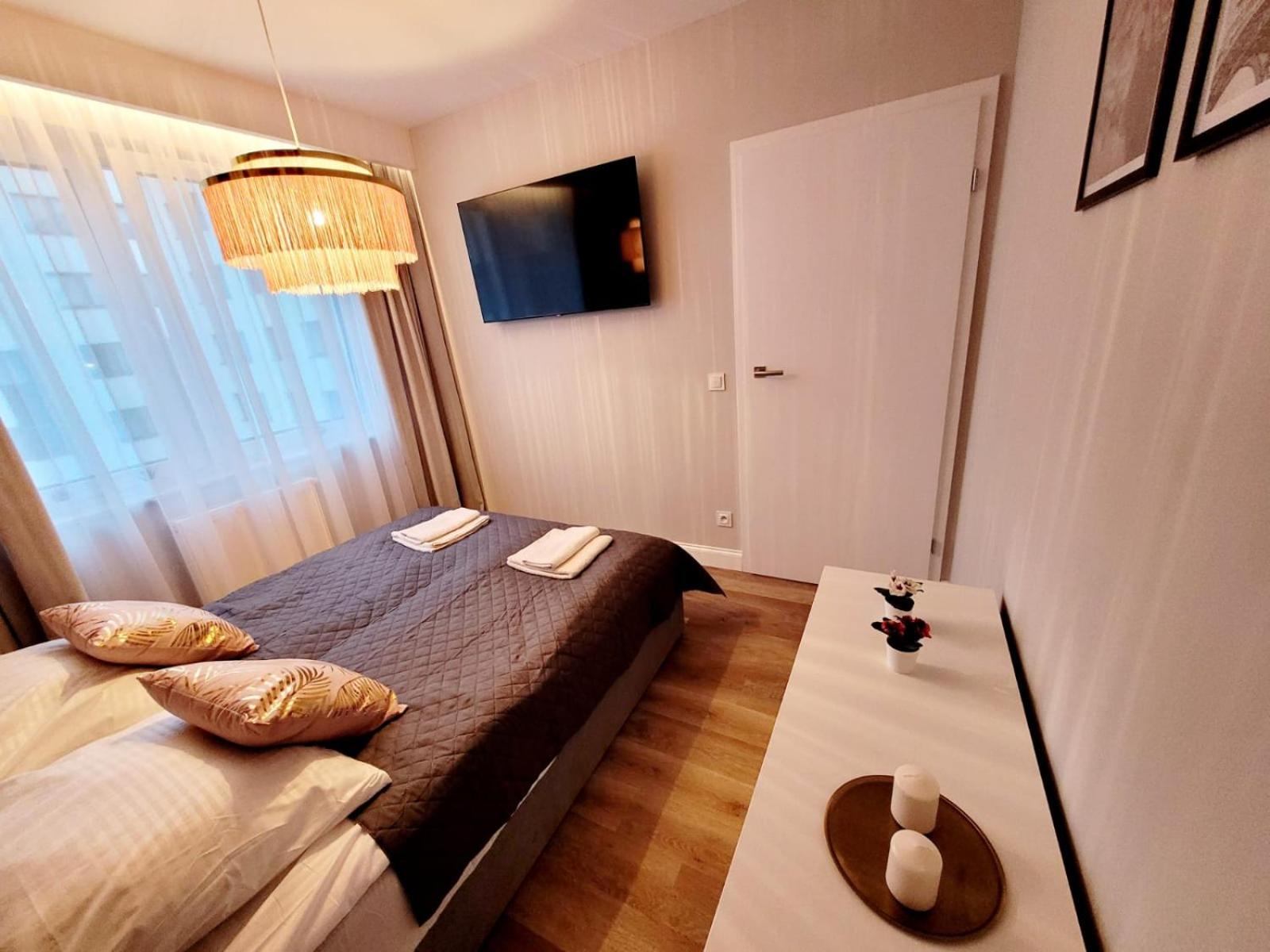 Standard Suite - Photo 3