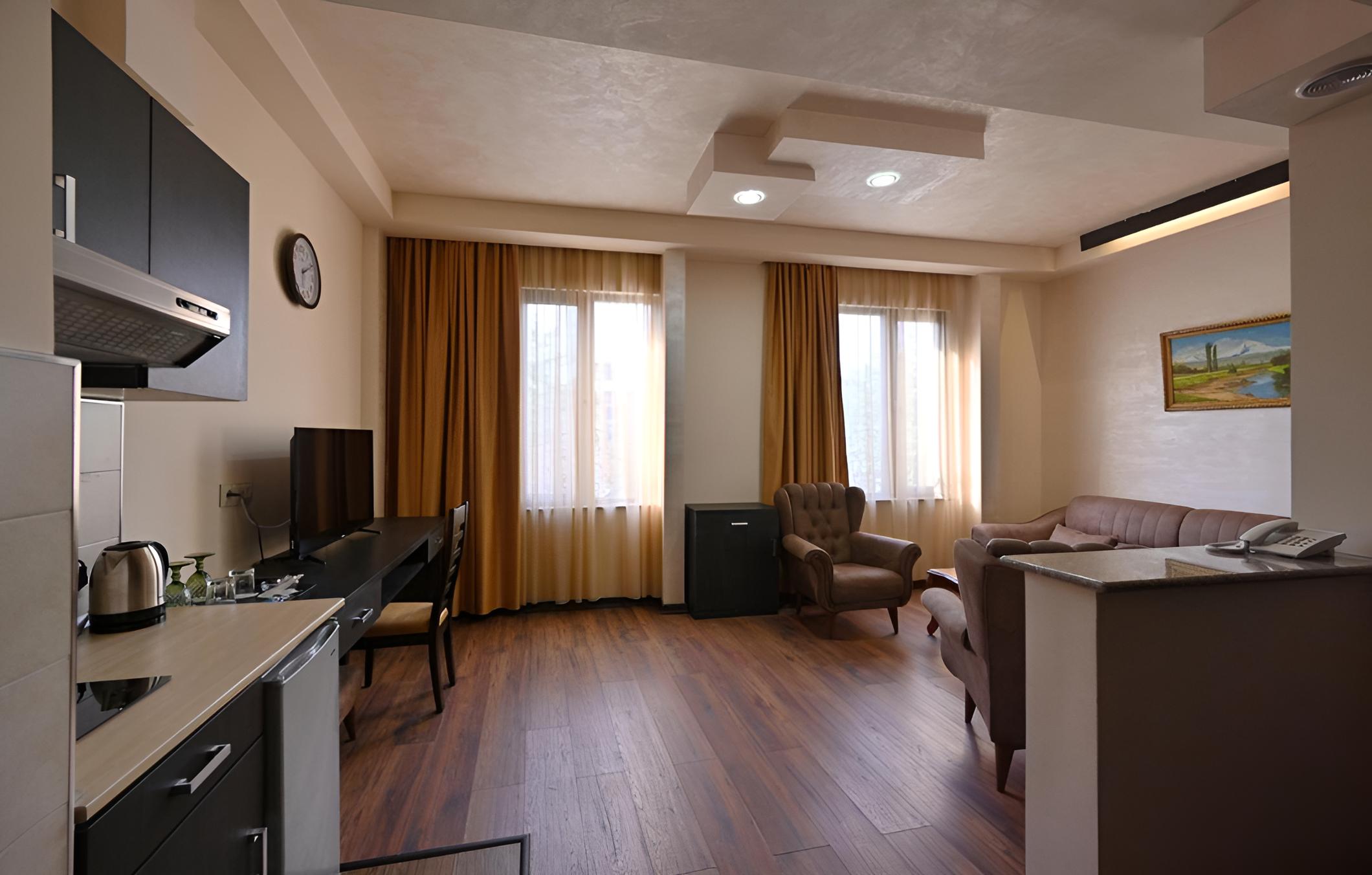 One-Bedroom Suite