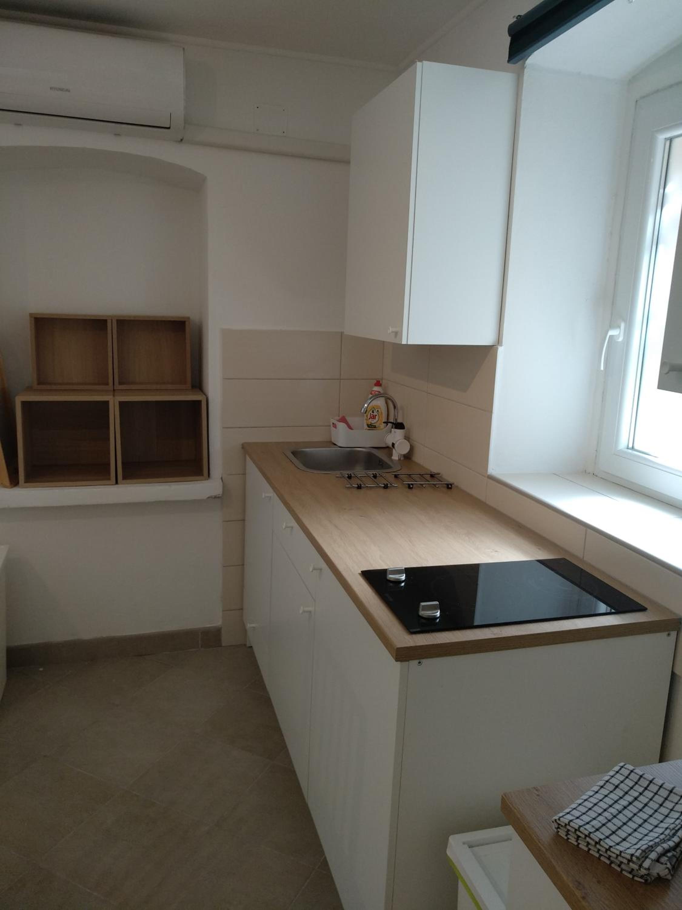 One-Bedroom Apartment - Photo 14