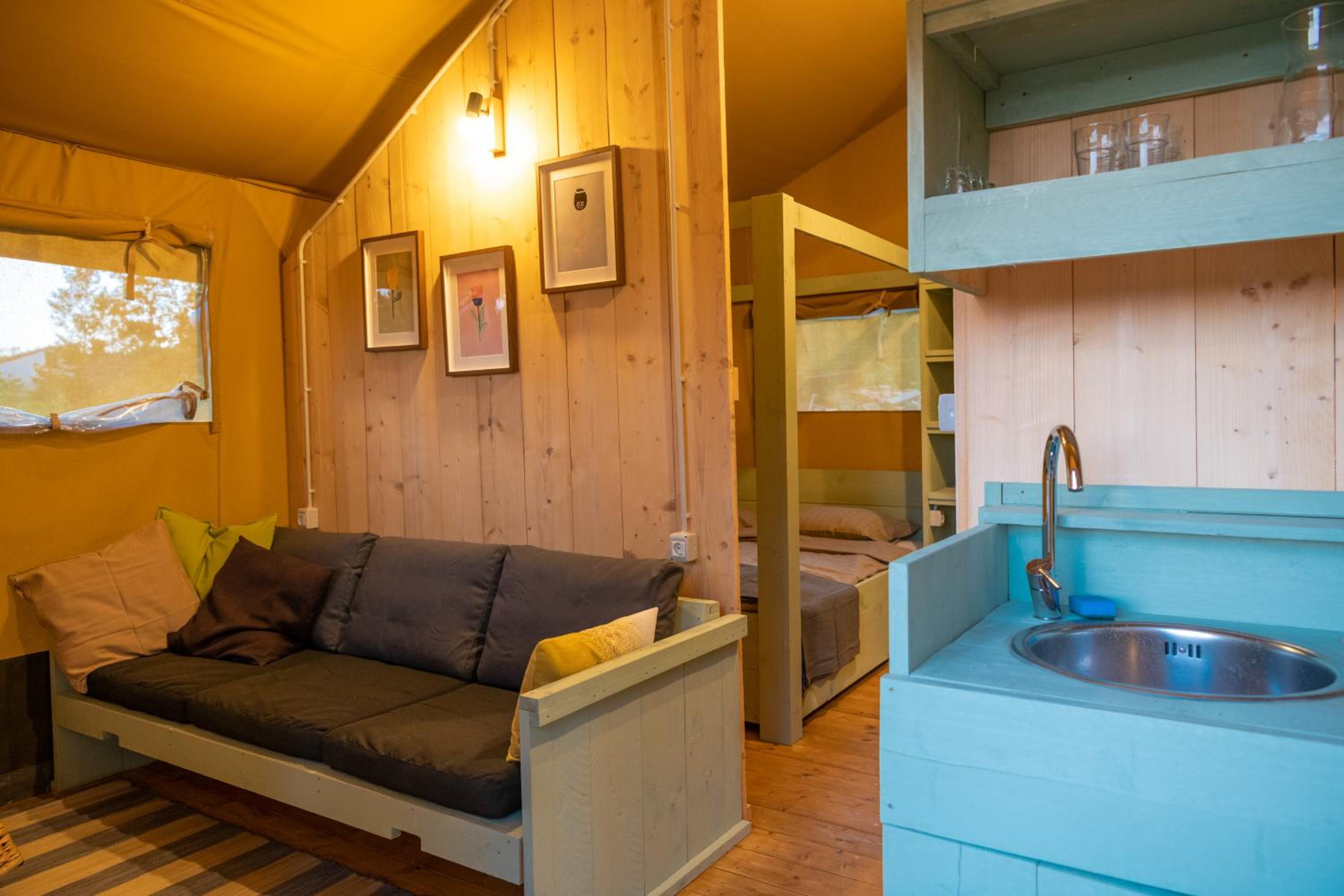 Tent - Photo 5
