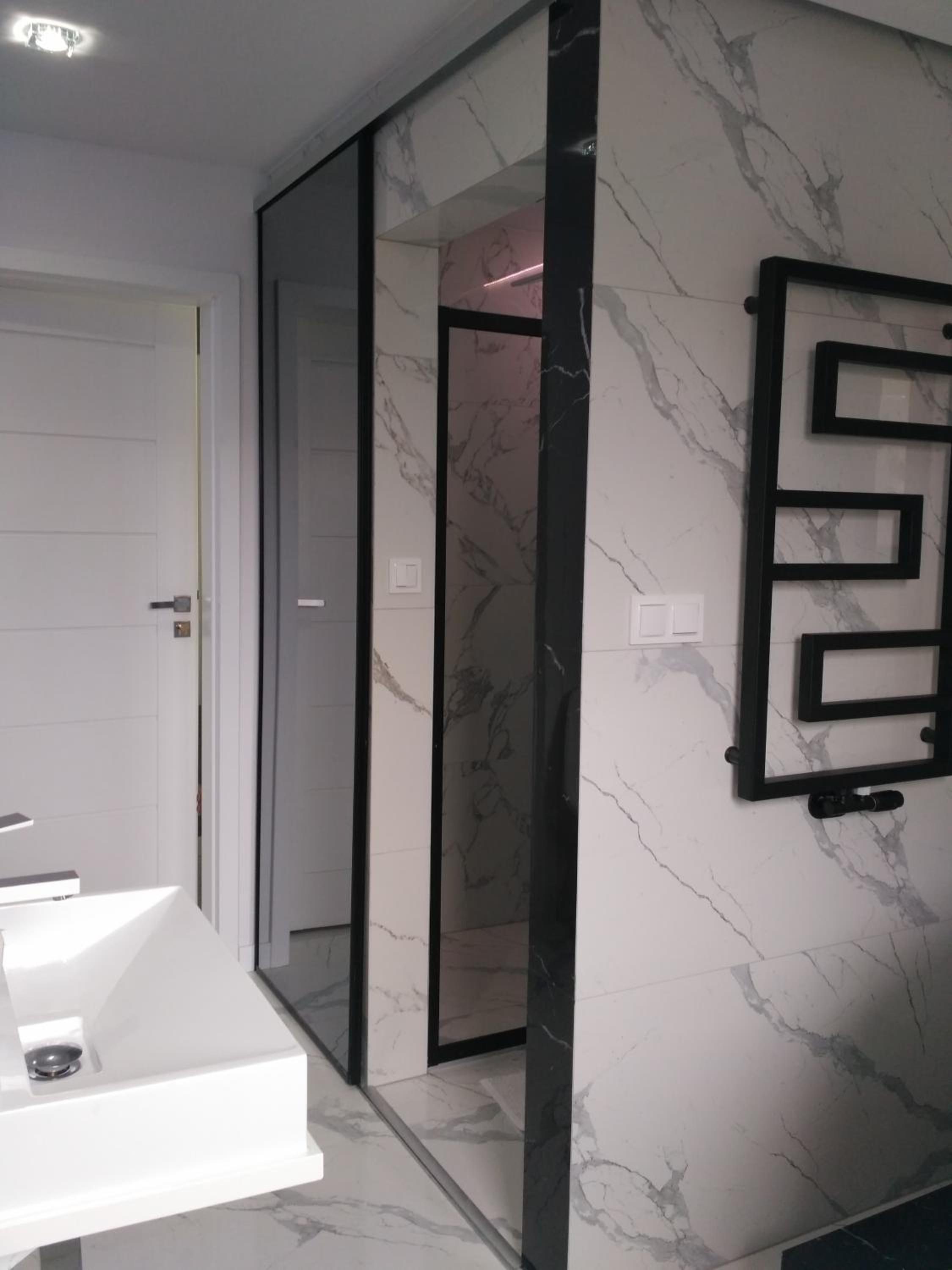 Queen Room with Spa Bath - Photo 30