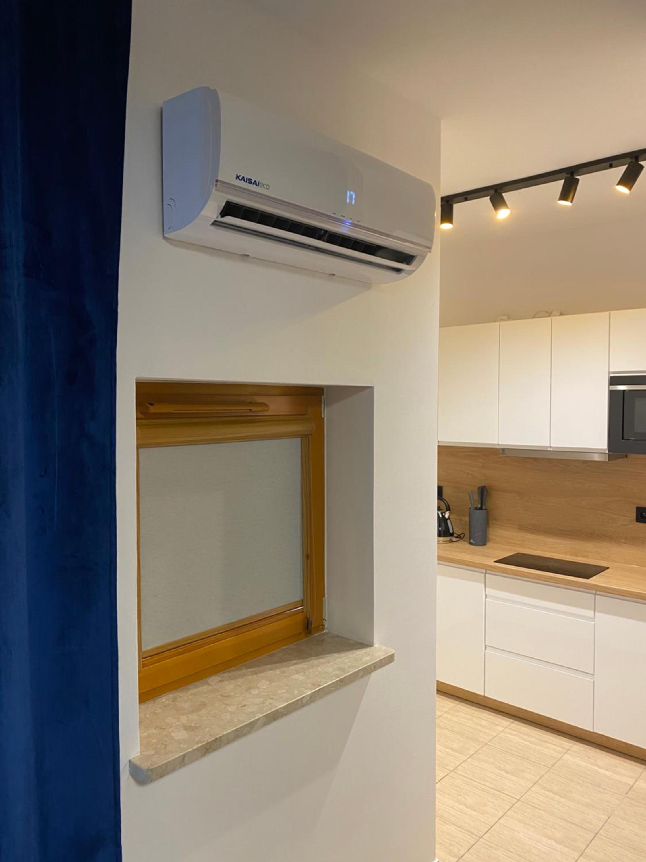 Apartment with Balcony - Photo 1
