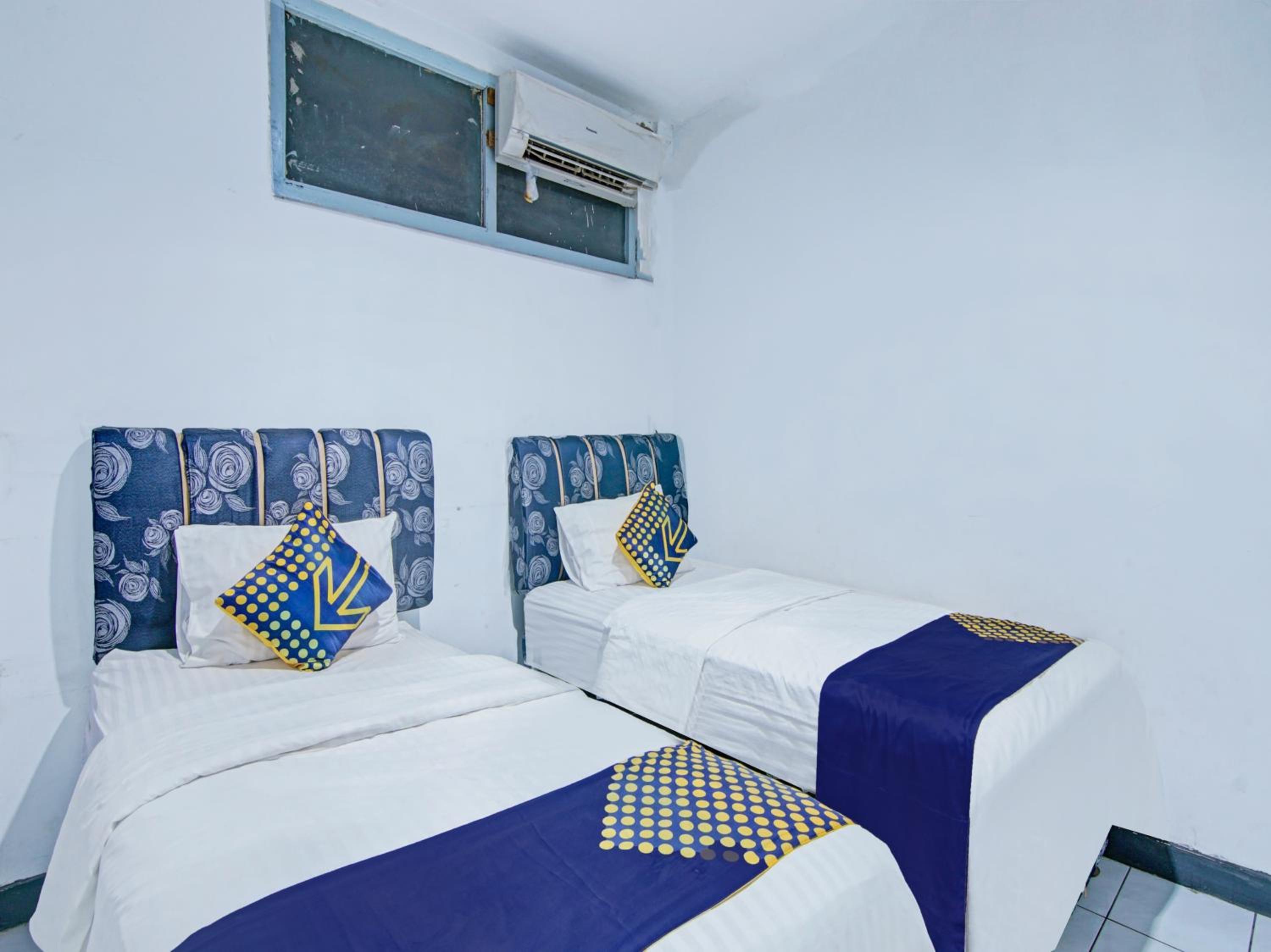 Standard Twin Room photo 3