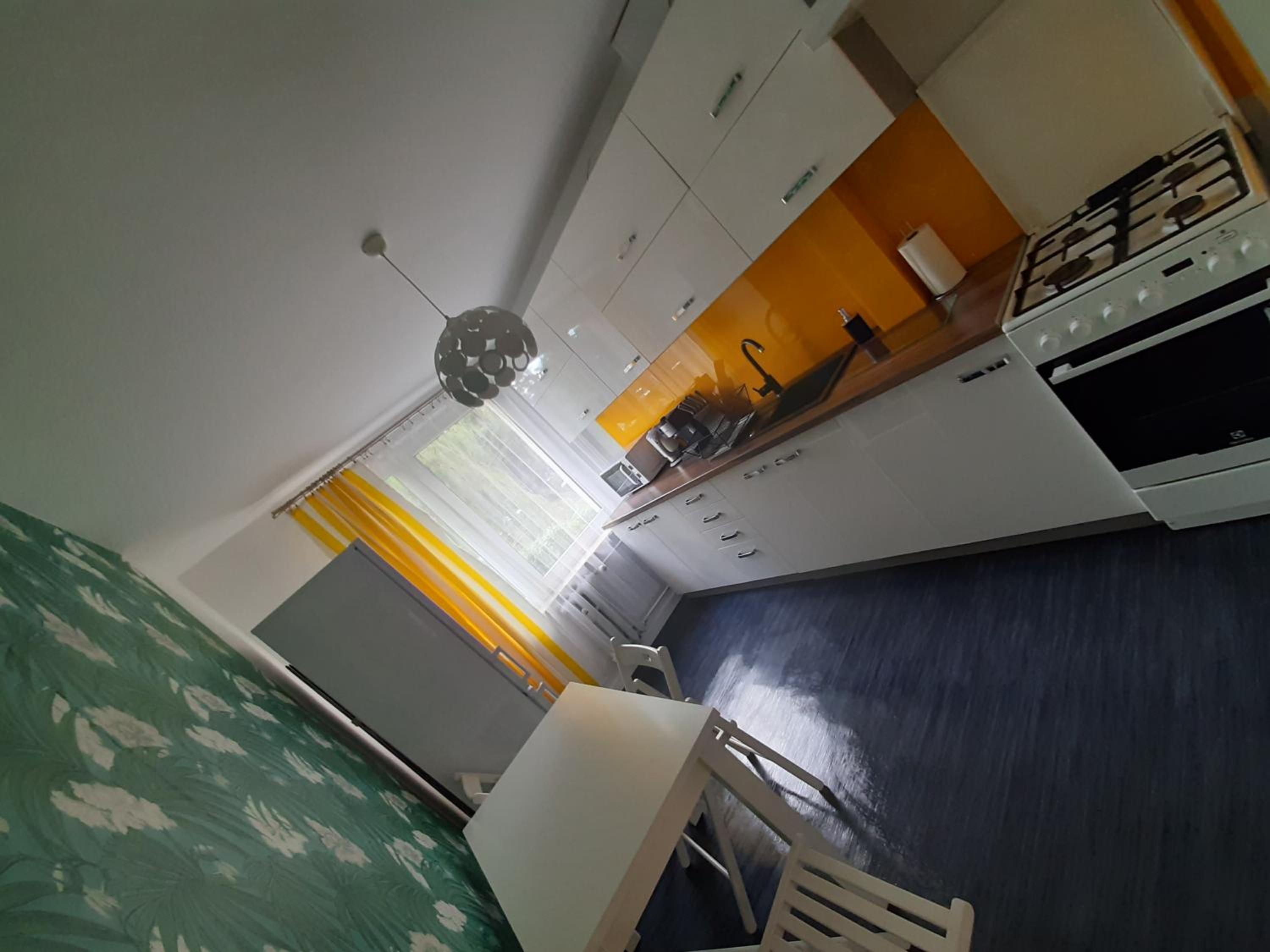 One-Bedroom Apartment - Photo 7