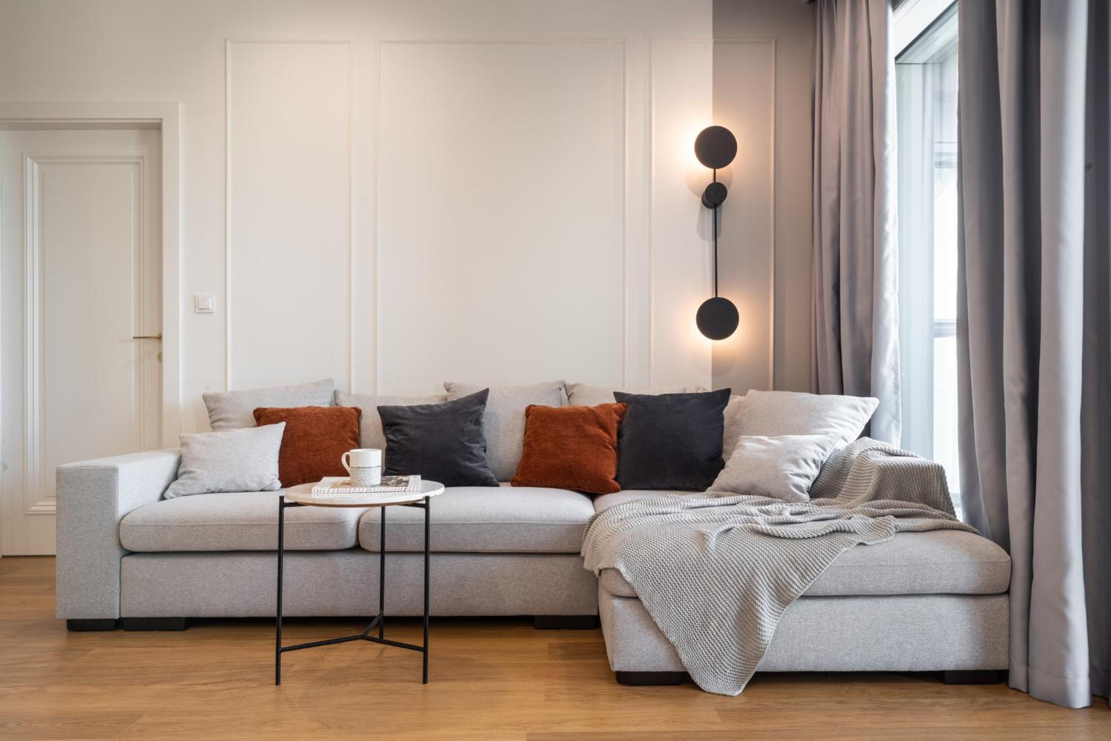 One-Bedroom Apartment - Photo 13
